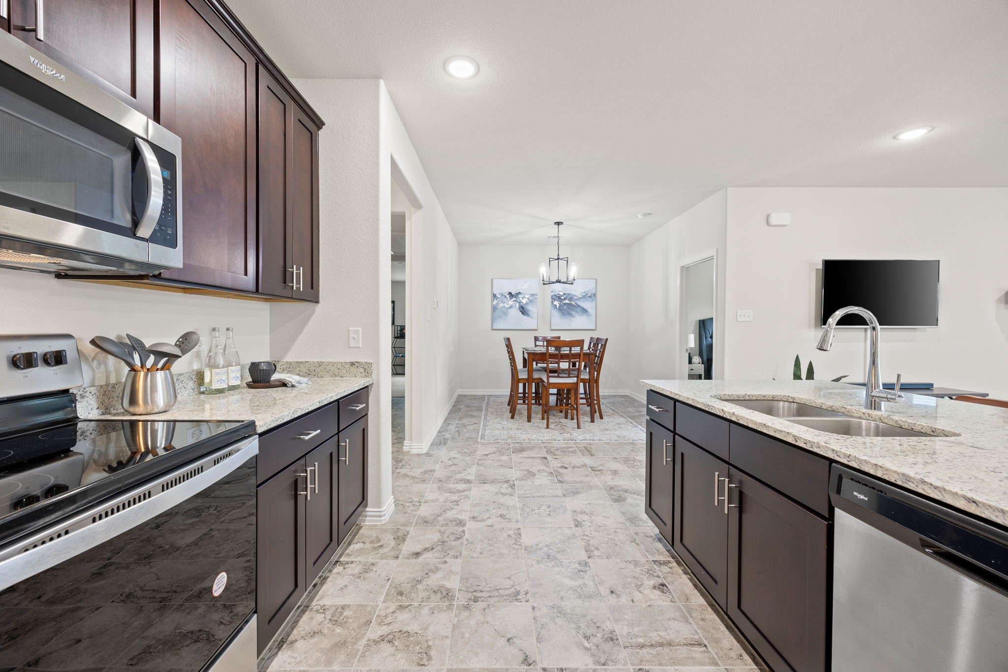 3249 Glorioso Drive