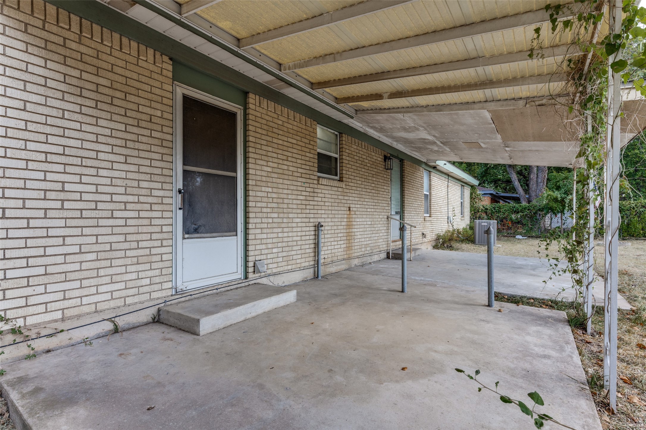 3021 Edith Lane