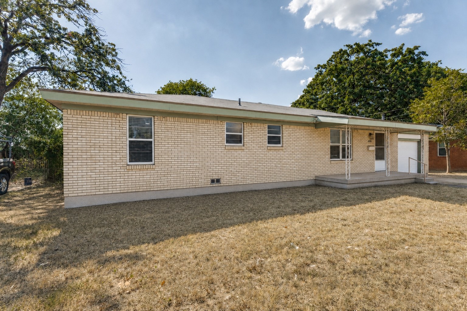3021 Edith Lane