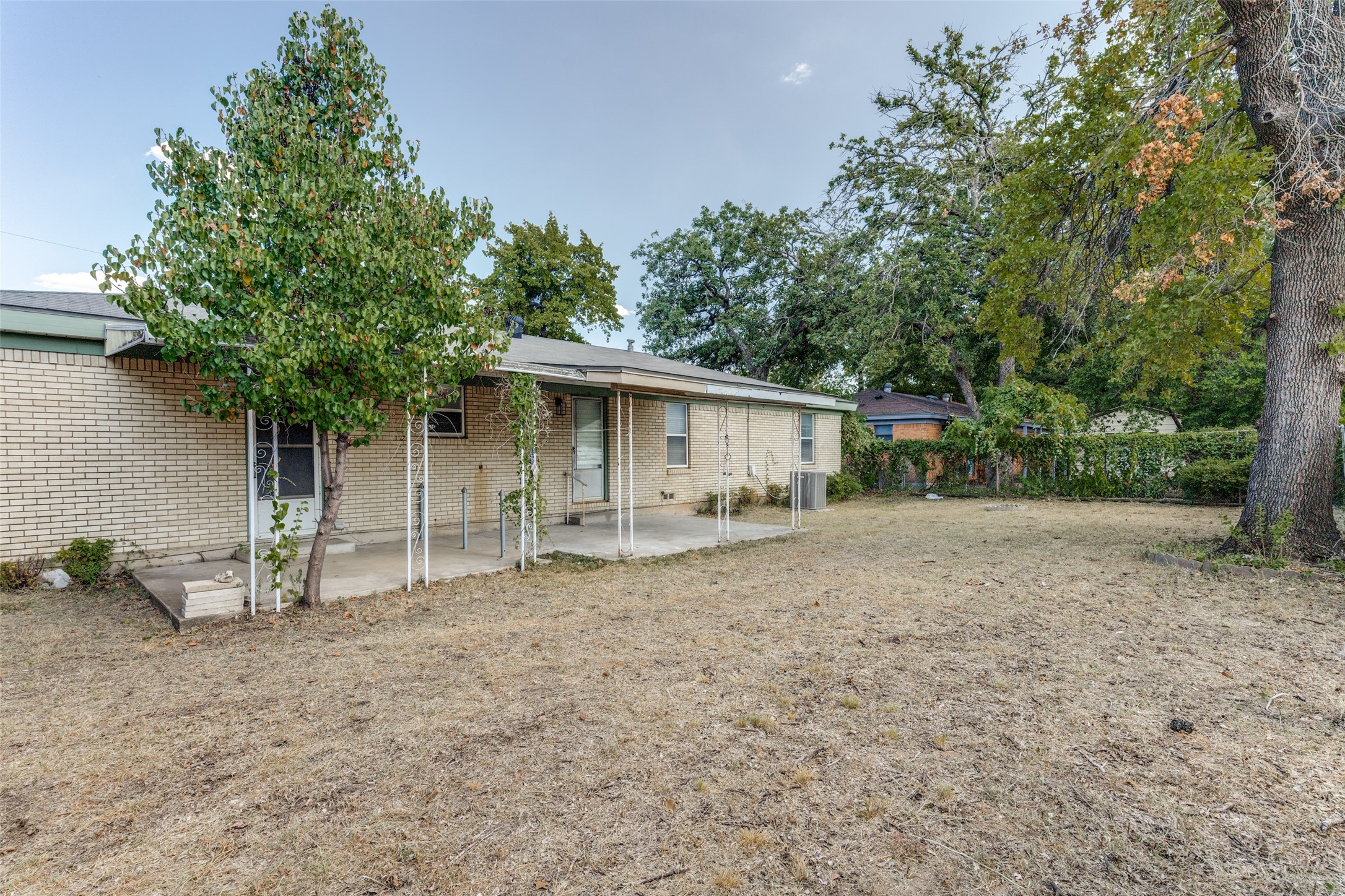 3021 Edith Lane