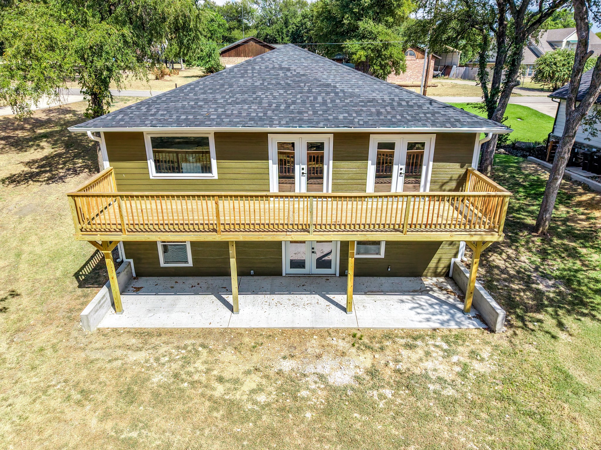 180 Shoreline Road