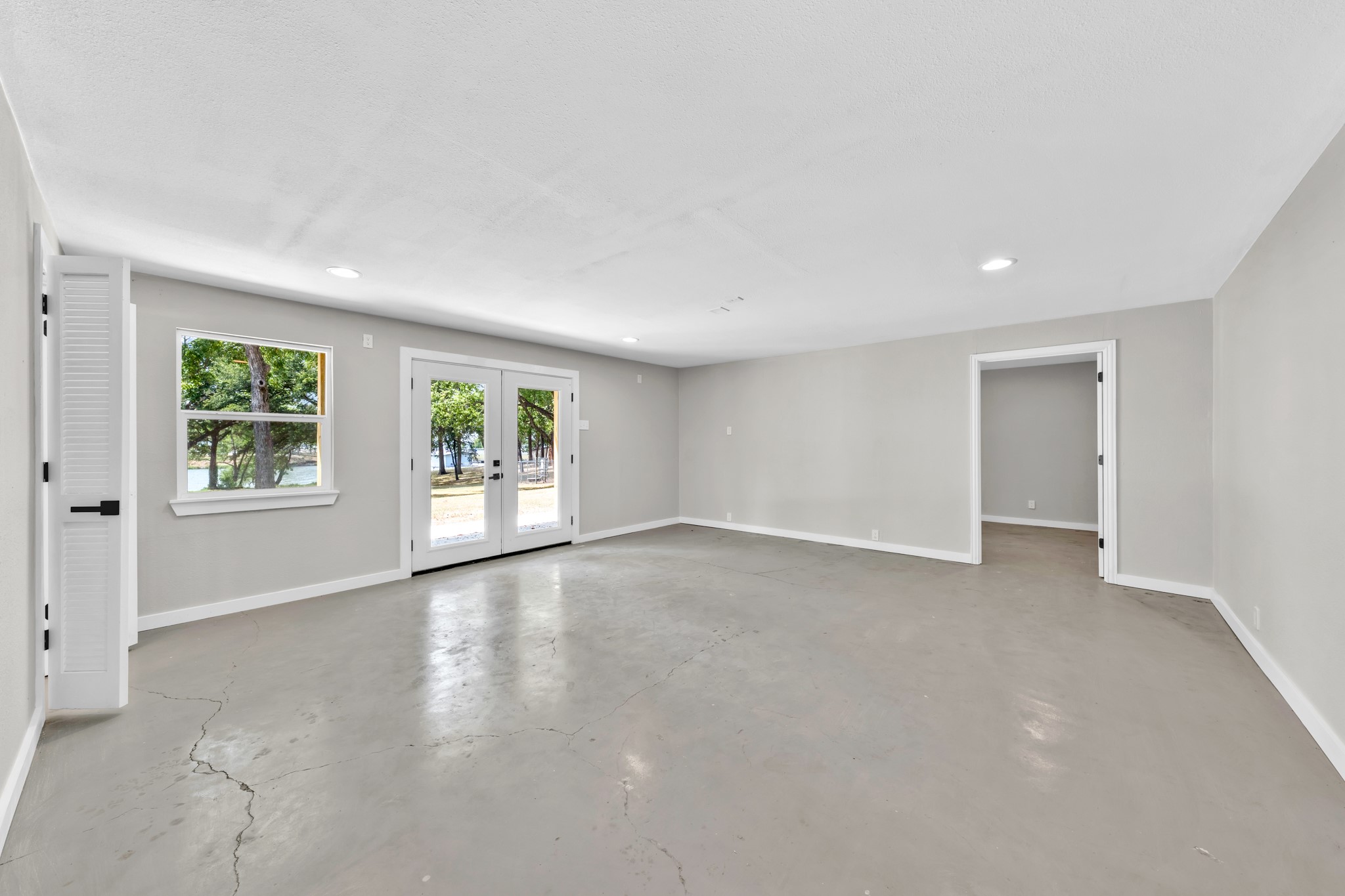 180 Shoreline Road