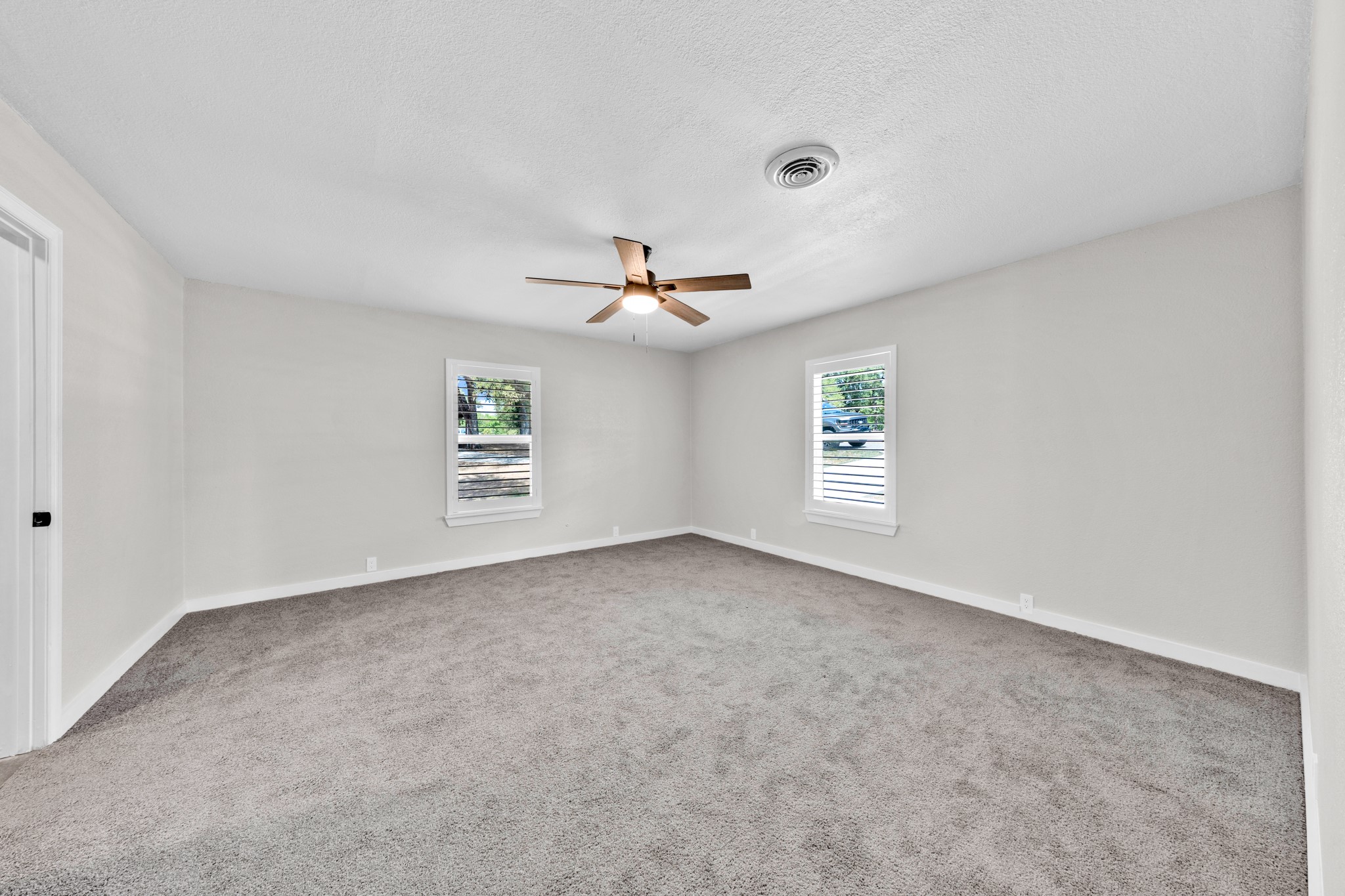 180 Shoreline Road
