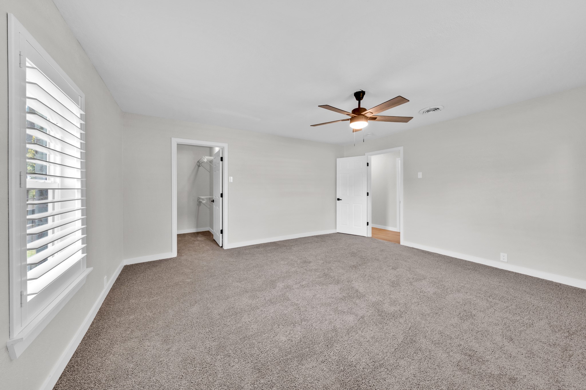 180 Shoreline Road