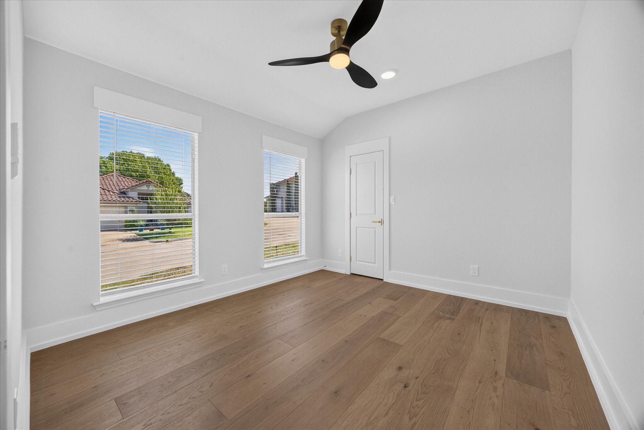 1860 Tahoe Drive