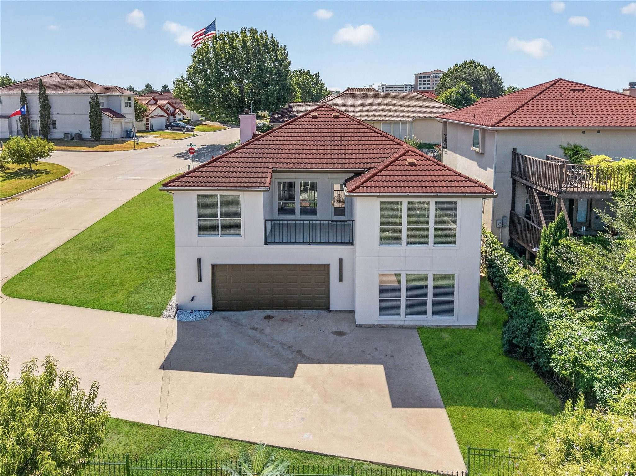 1860 Tahoe Drive