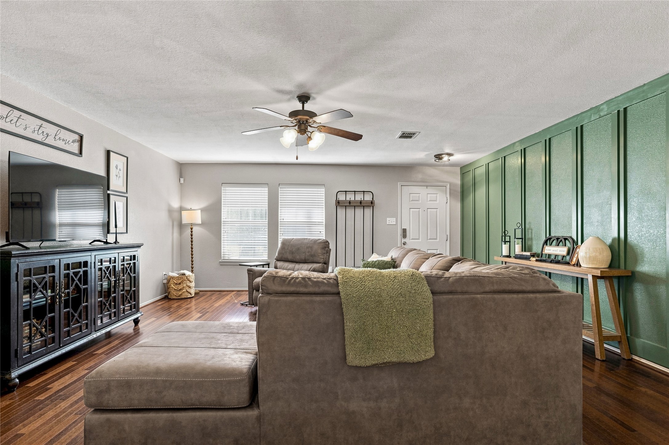 546 Laurel Lane