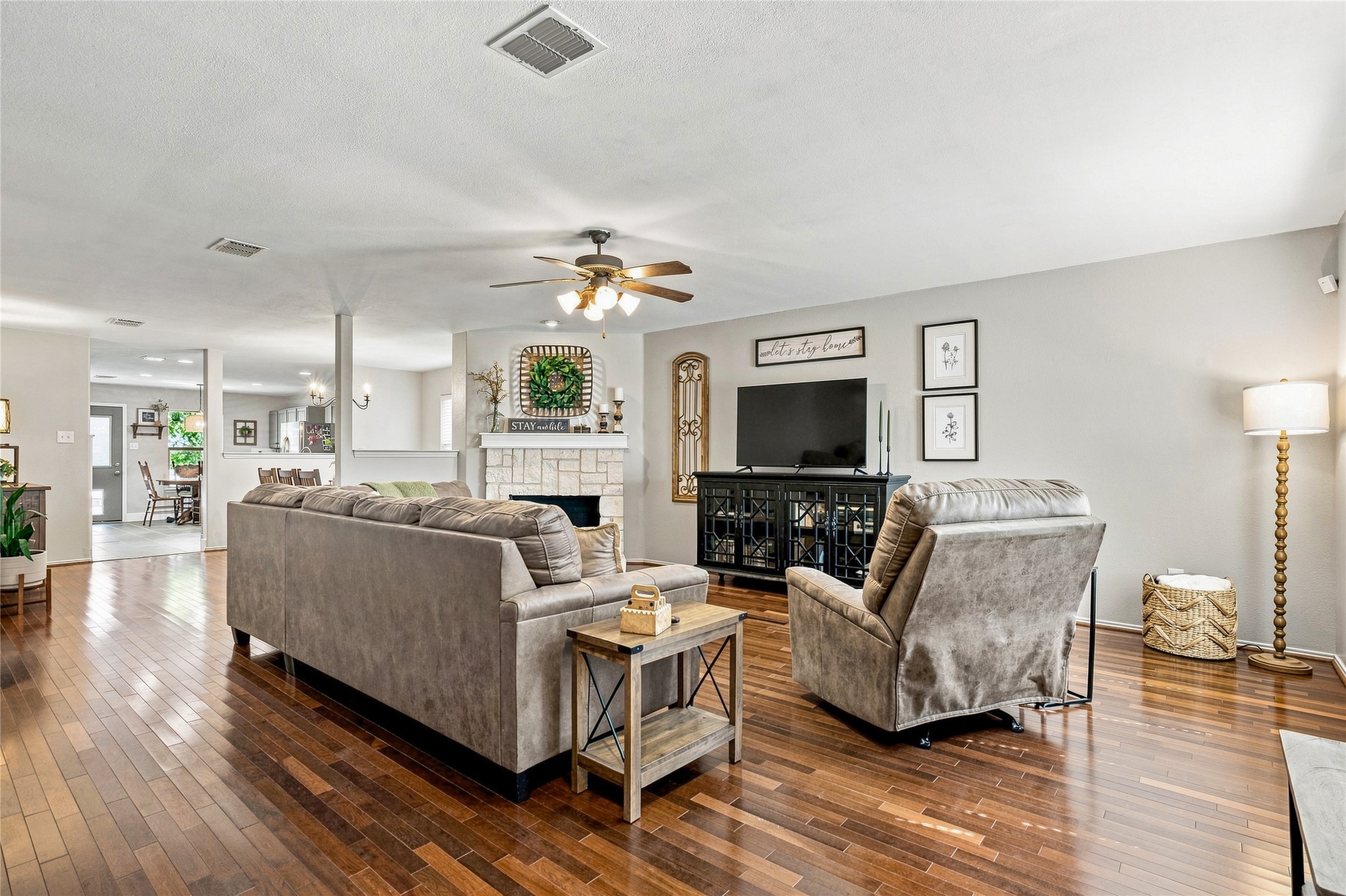 546 Laurel Lane