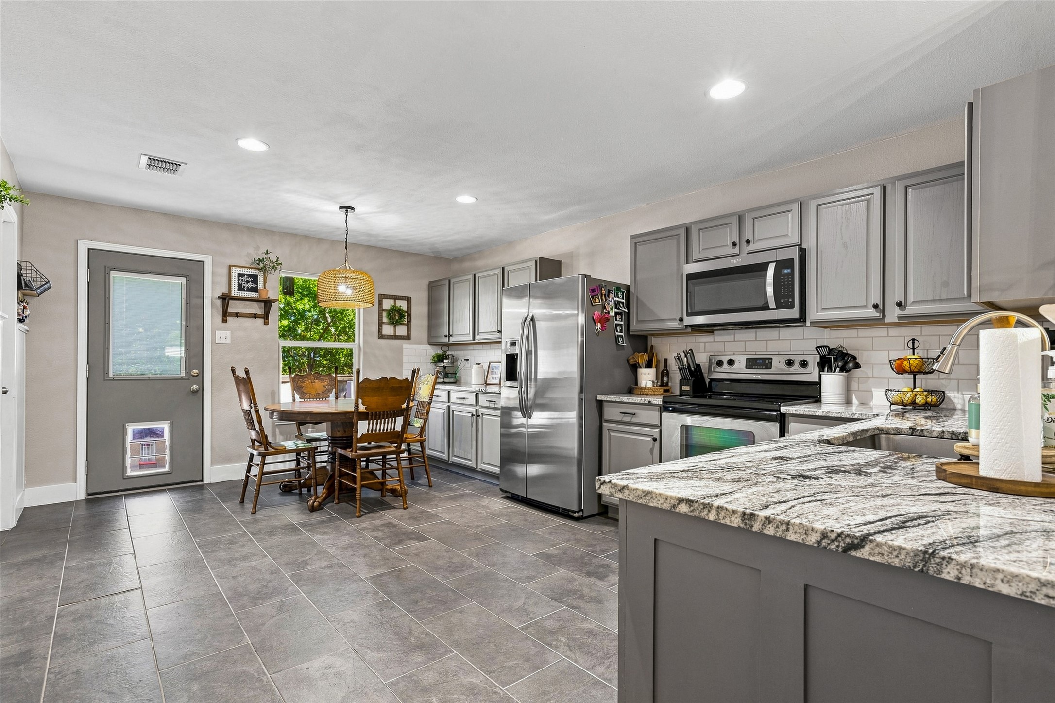 546 Laurel Lane