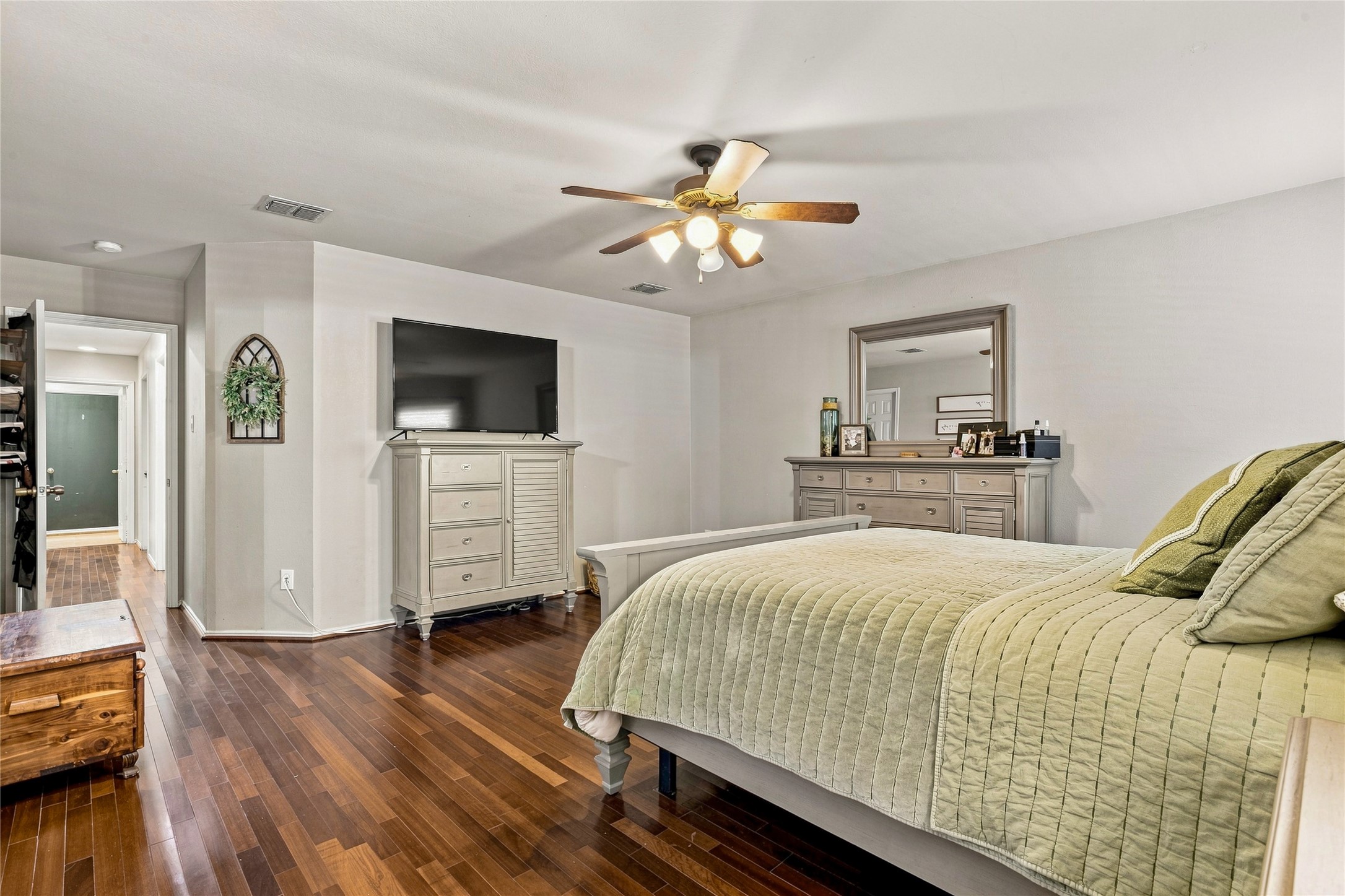 546 Laurel Lane