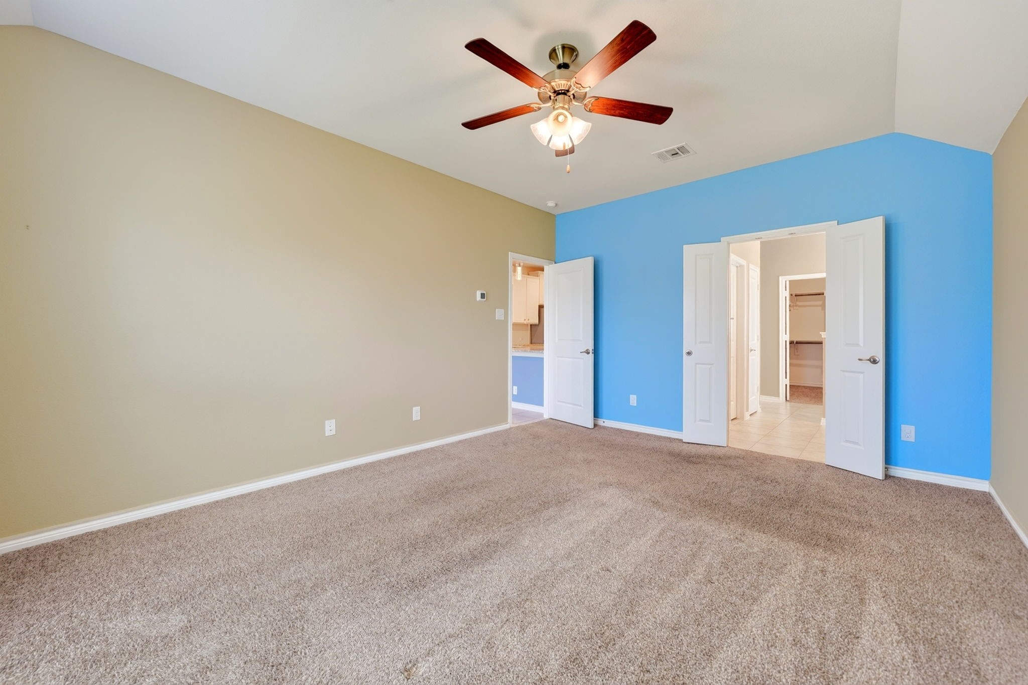 5825 Melville Lane