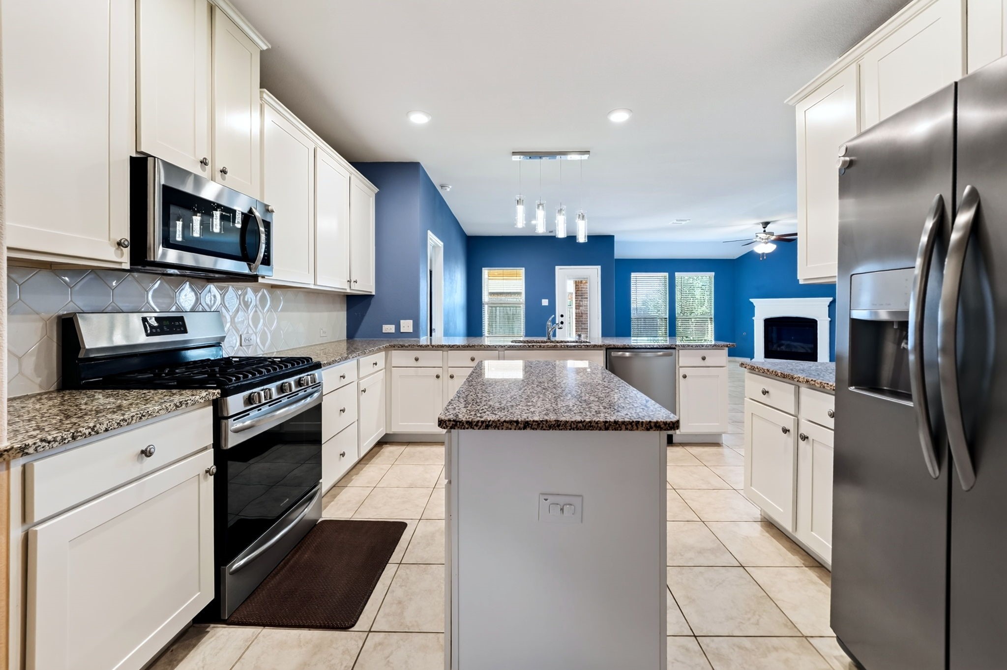 5825 Melville Lane