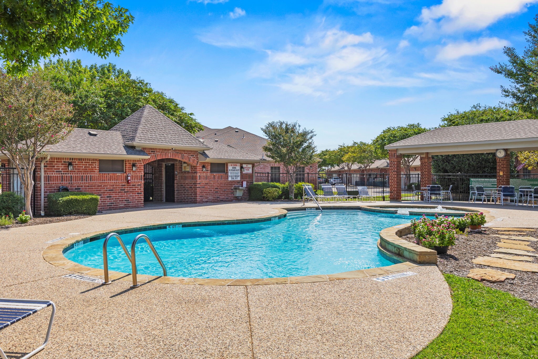 575 S Virginia Hills Drive 407