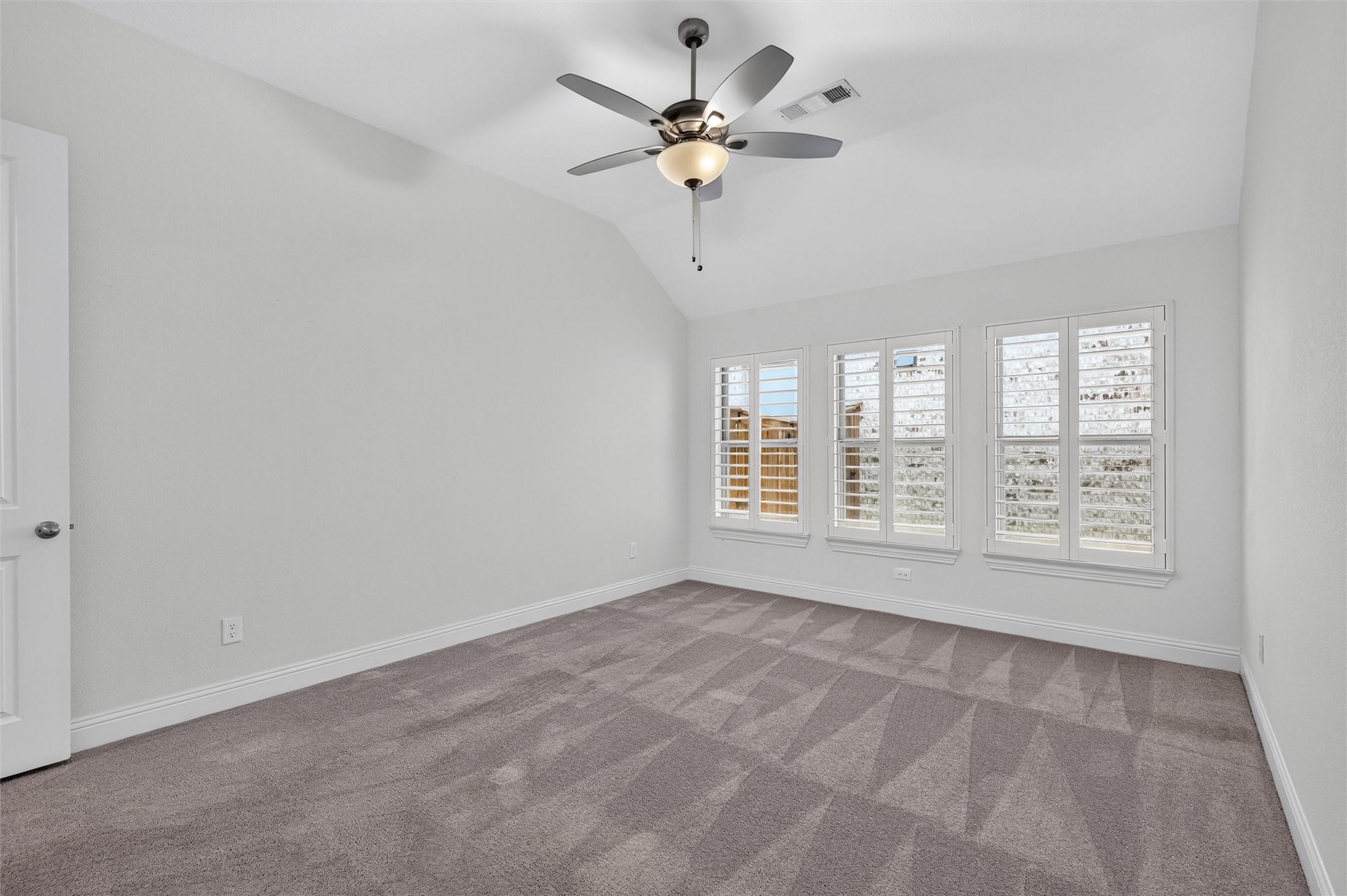 8140 Legacy Trail