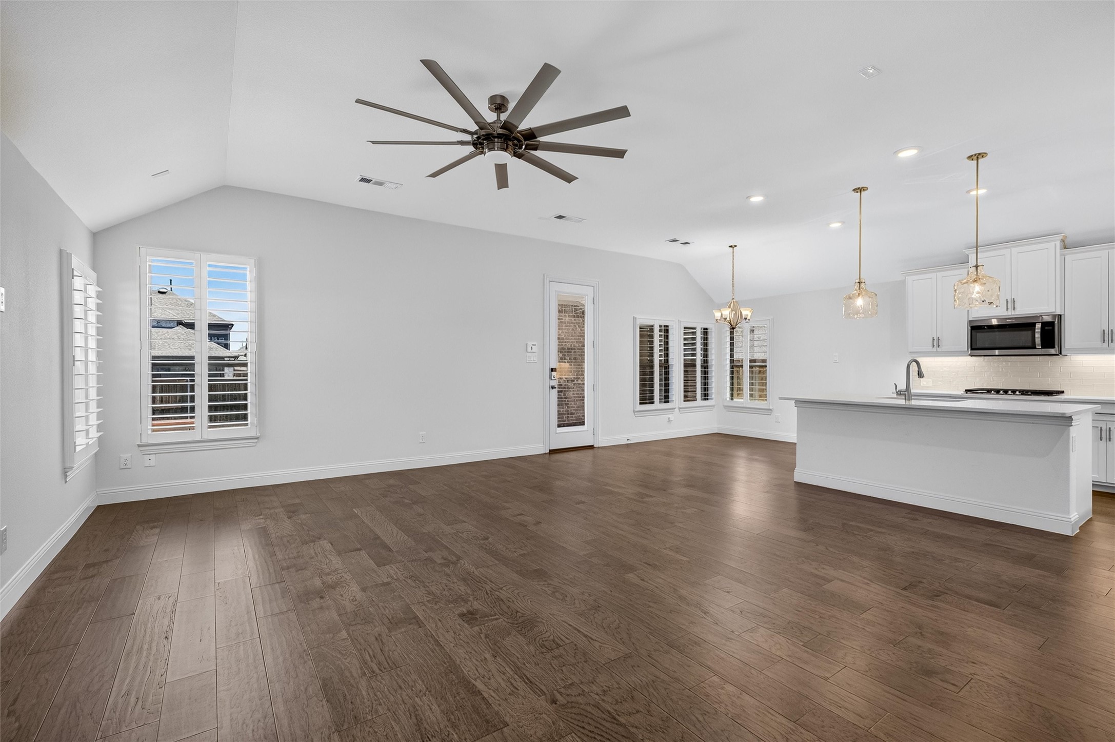 8140 Legacy Trail
