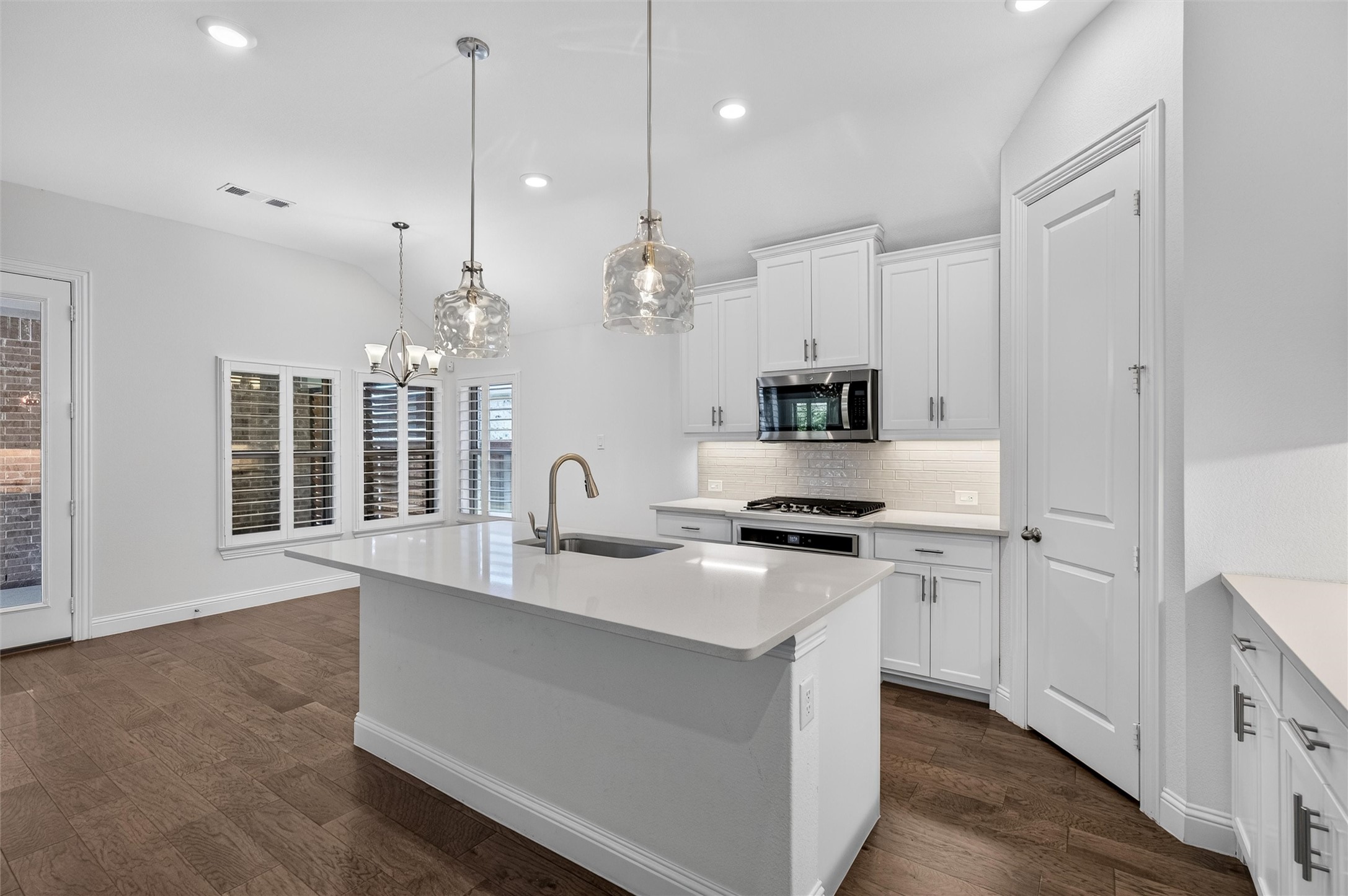 8140 Legacy Trail