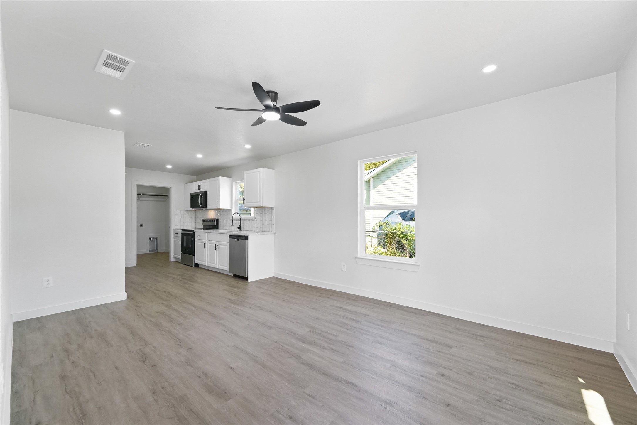 1823 Atlas Drive