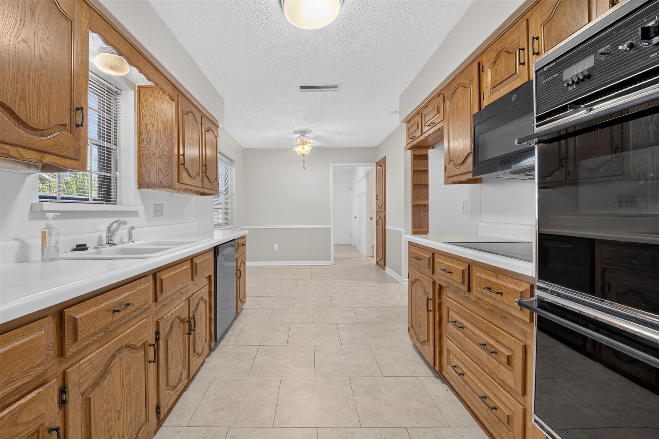 11125 Cactus Lane