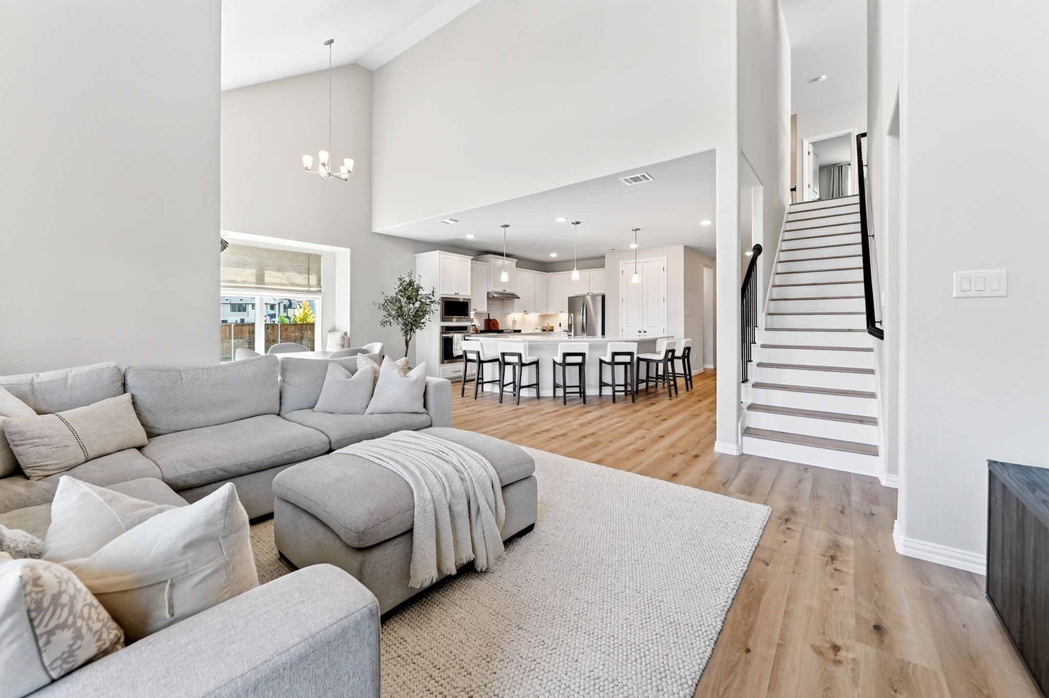 721 Kurrus Street