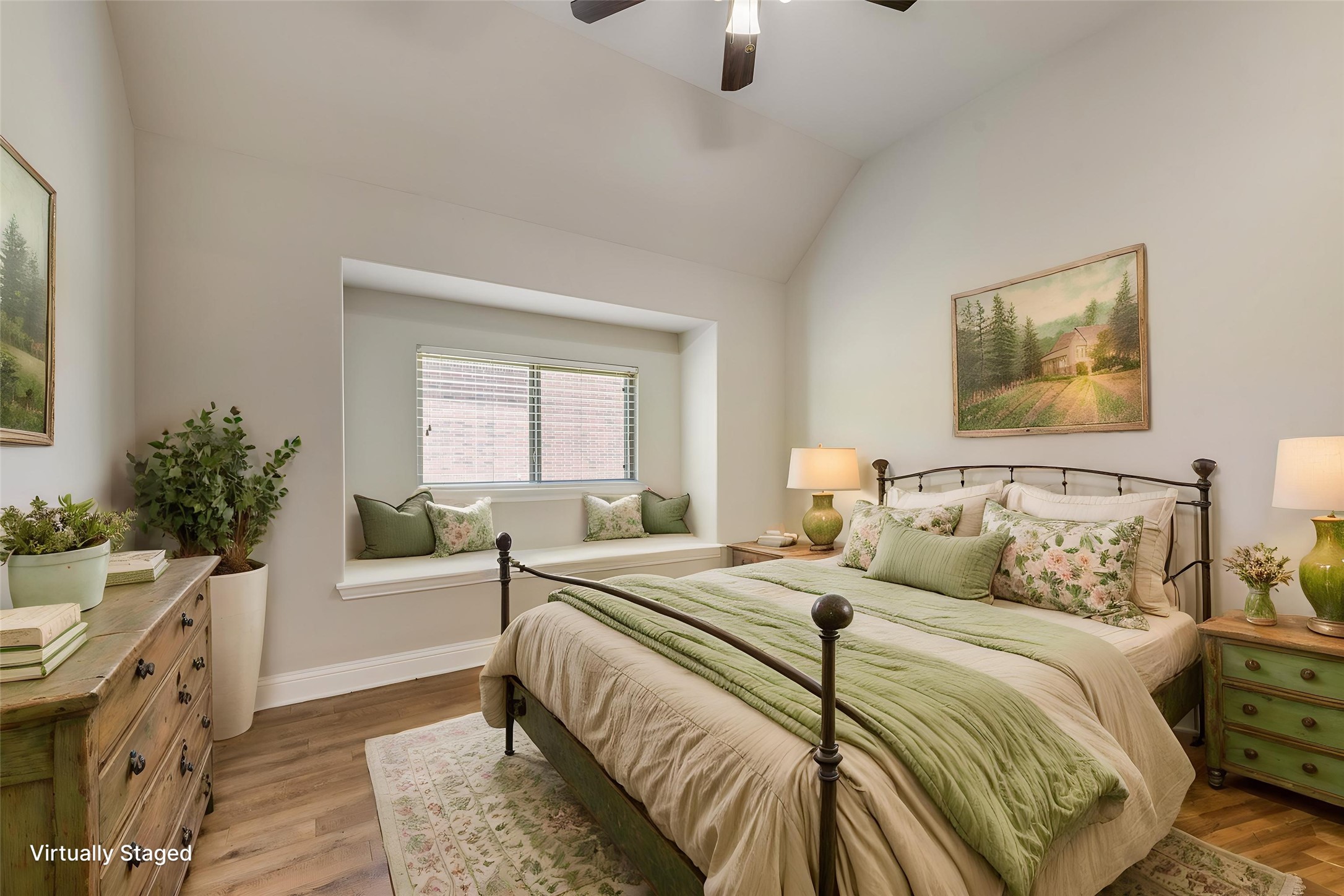 1812 Fair Oaks Lane