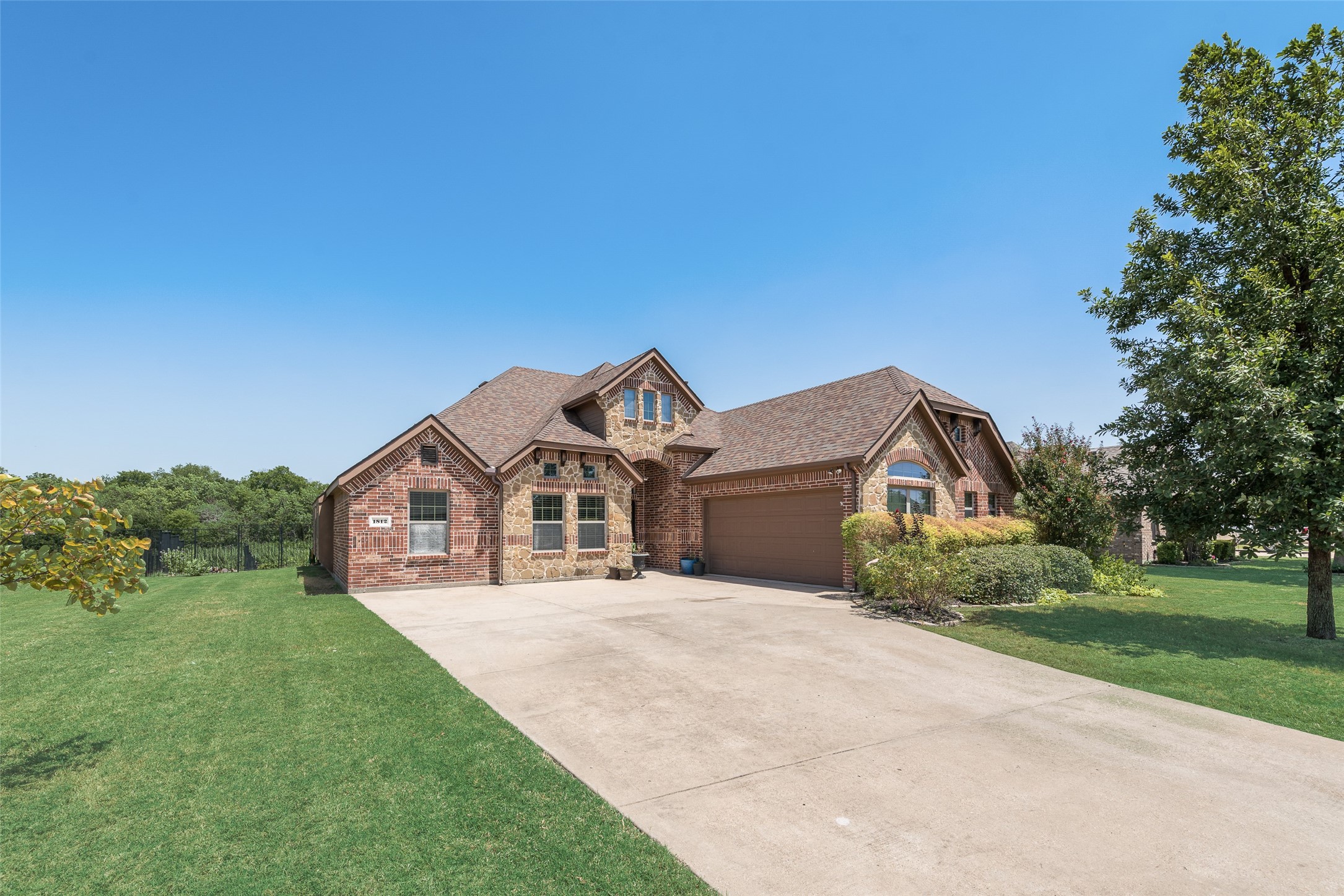 1812 Fair Oaks Lane