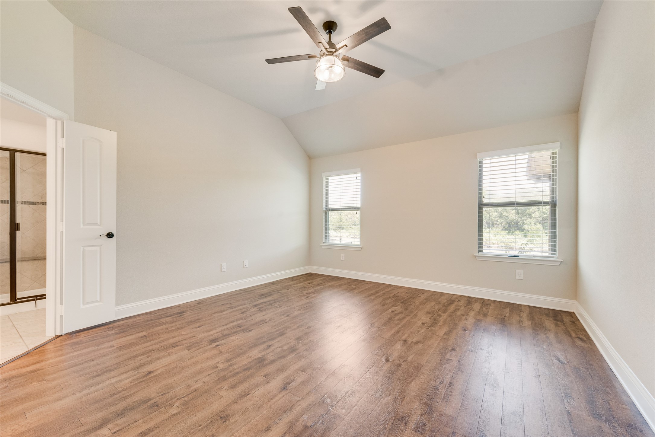 1812 Fair Oaks Lane
