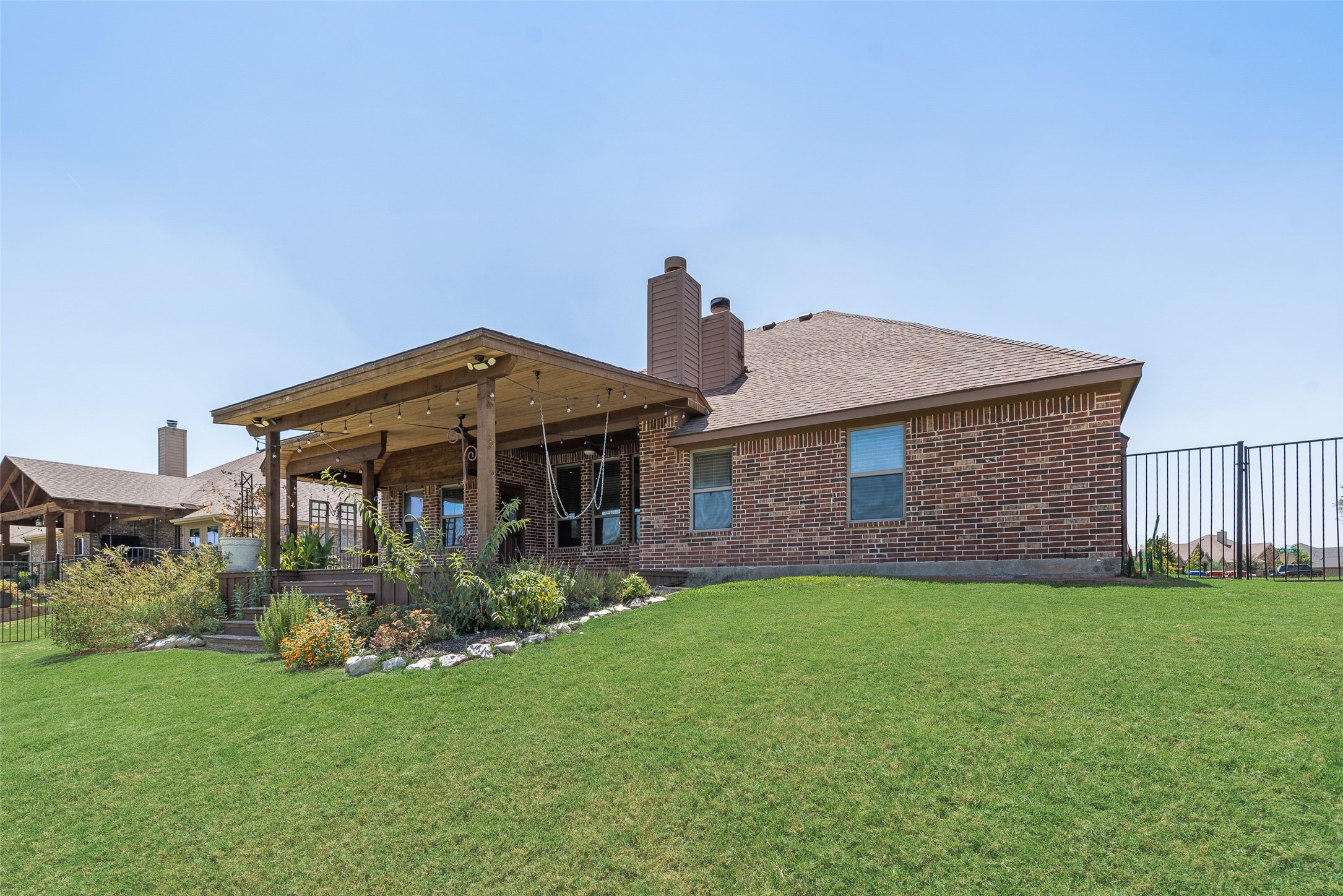 1812 Fair Oaks Lane