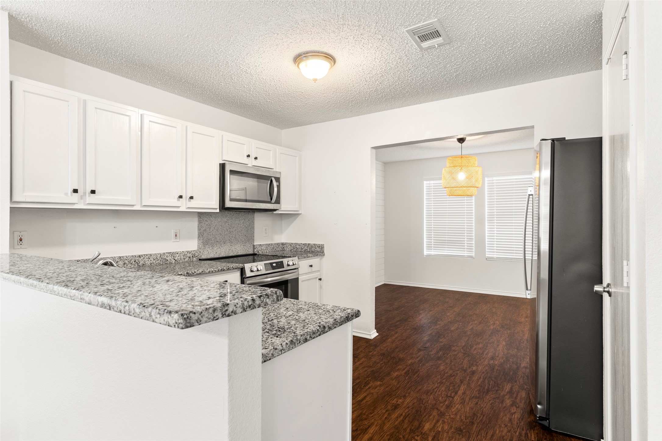 4401 Cedar Crest Drive