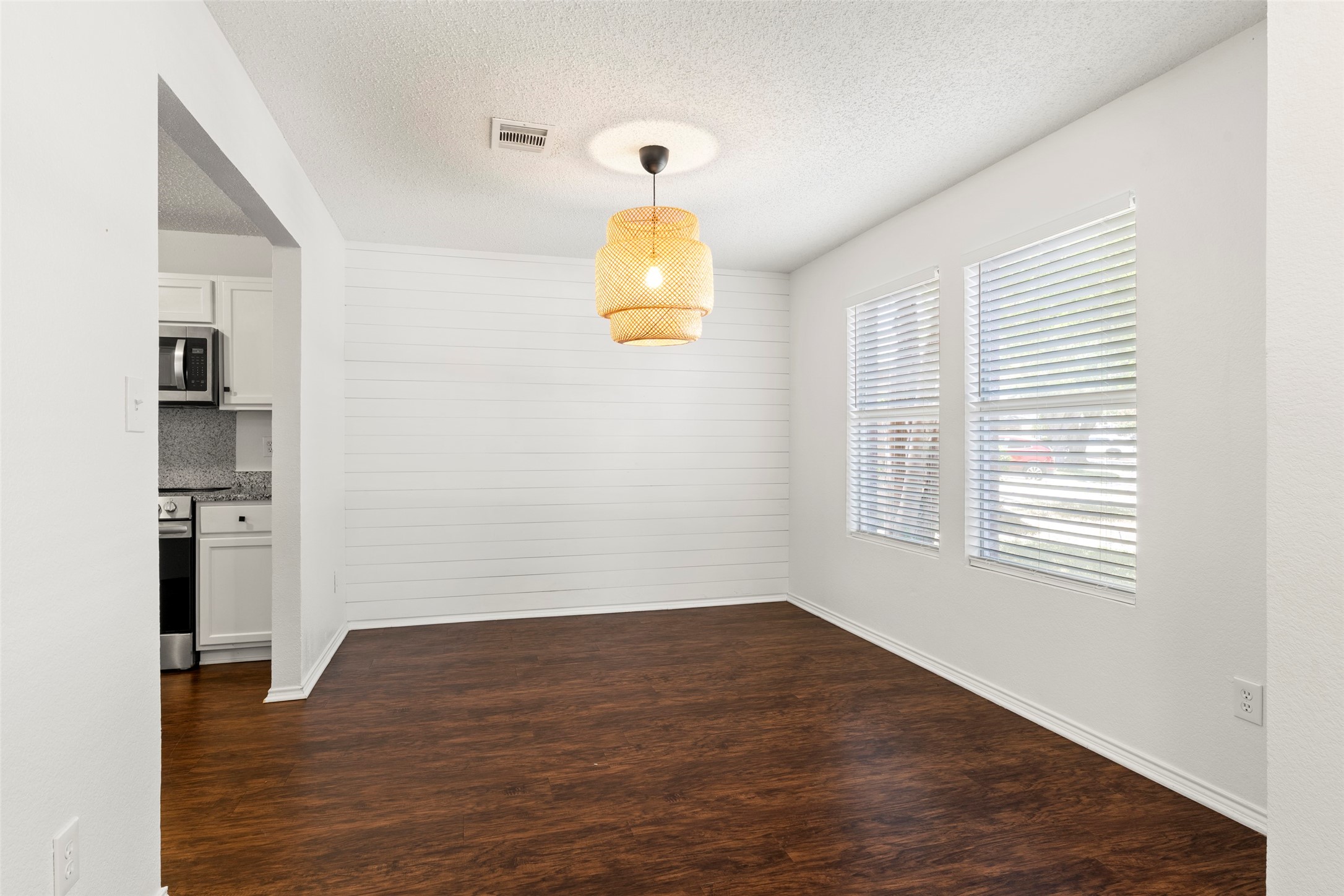 4401 Cedar Crest Drive