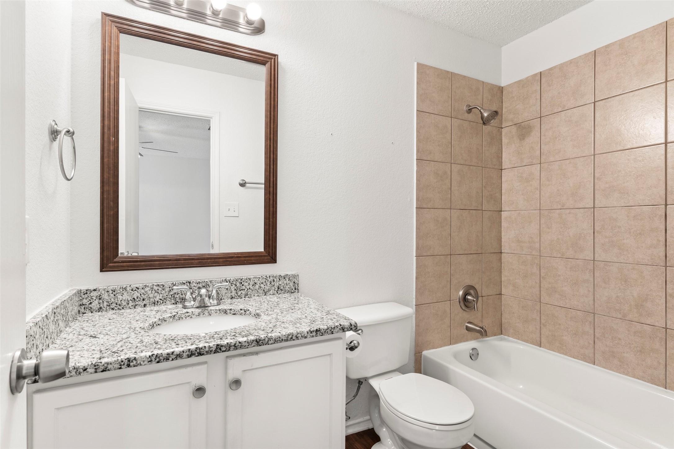4401 Cedar Crest Drive