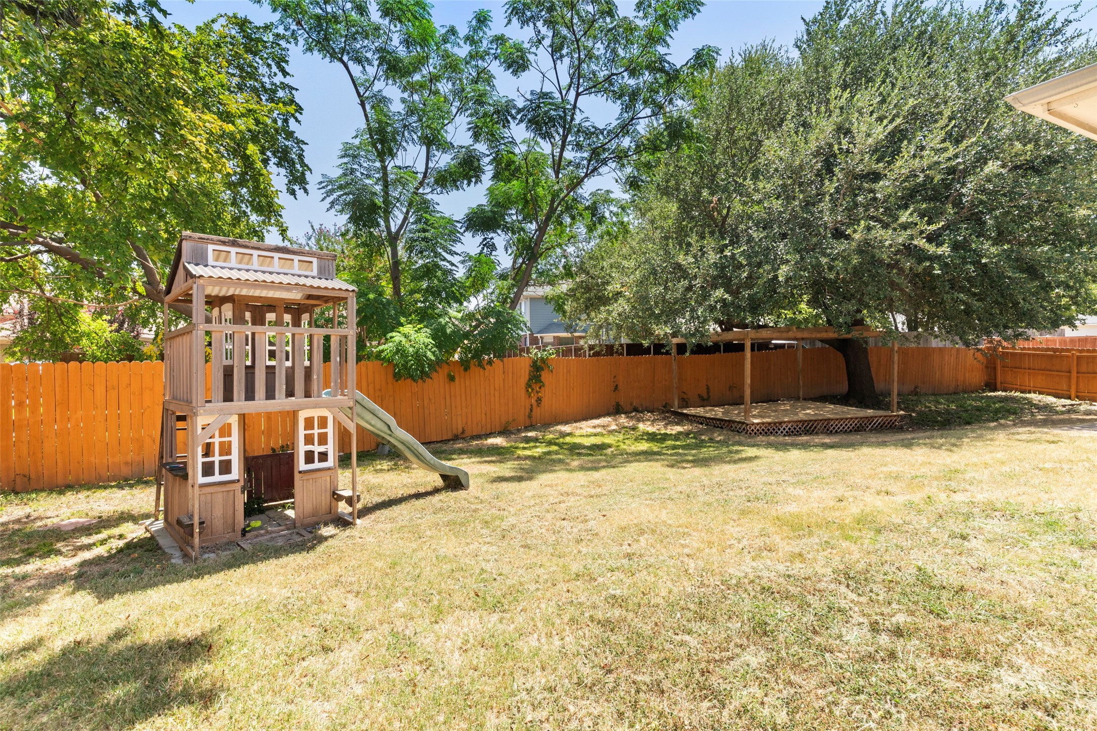 4401 Cedar Crest Drive
