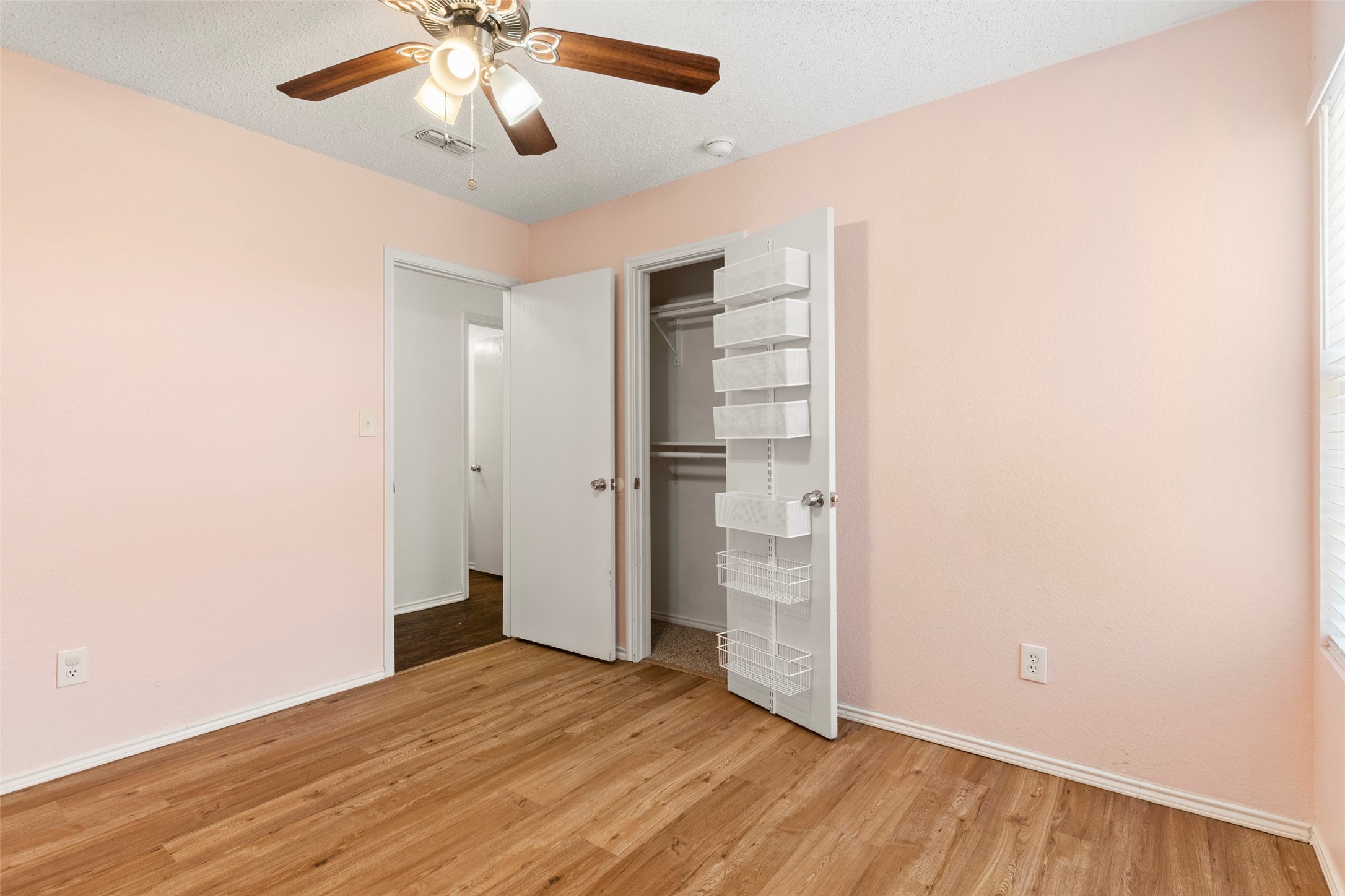 4401 Cedar Crest Drive