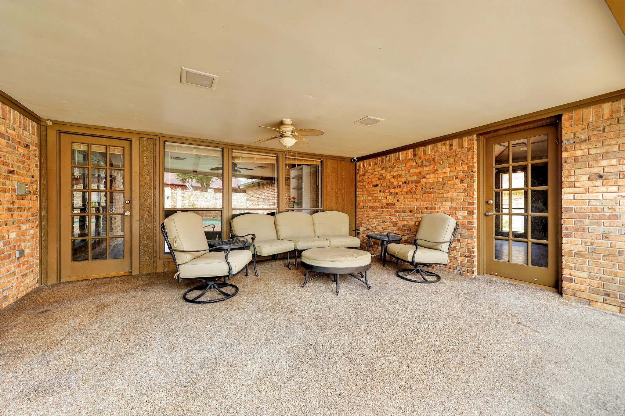 10130 Woodlake Drive