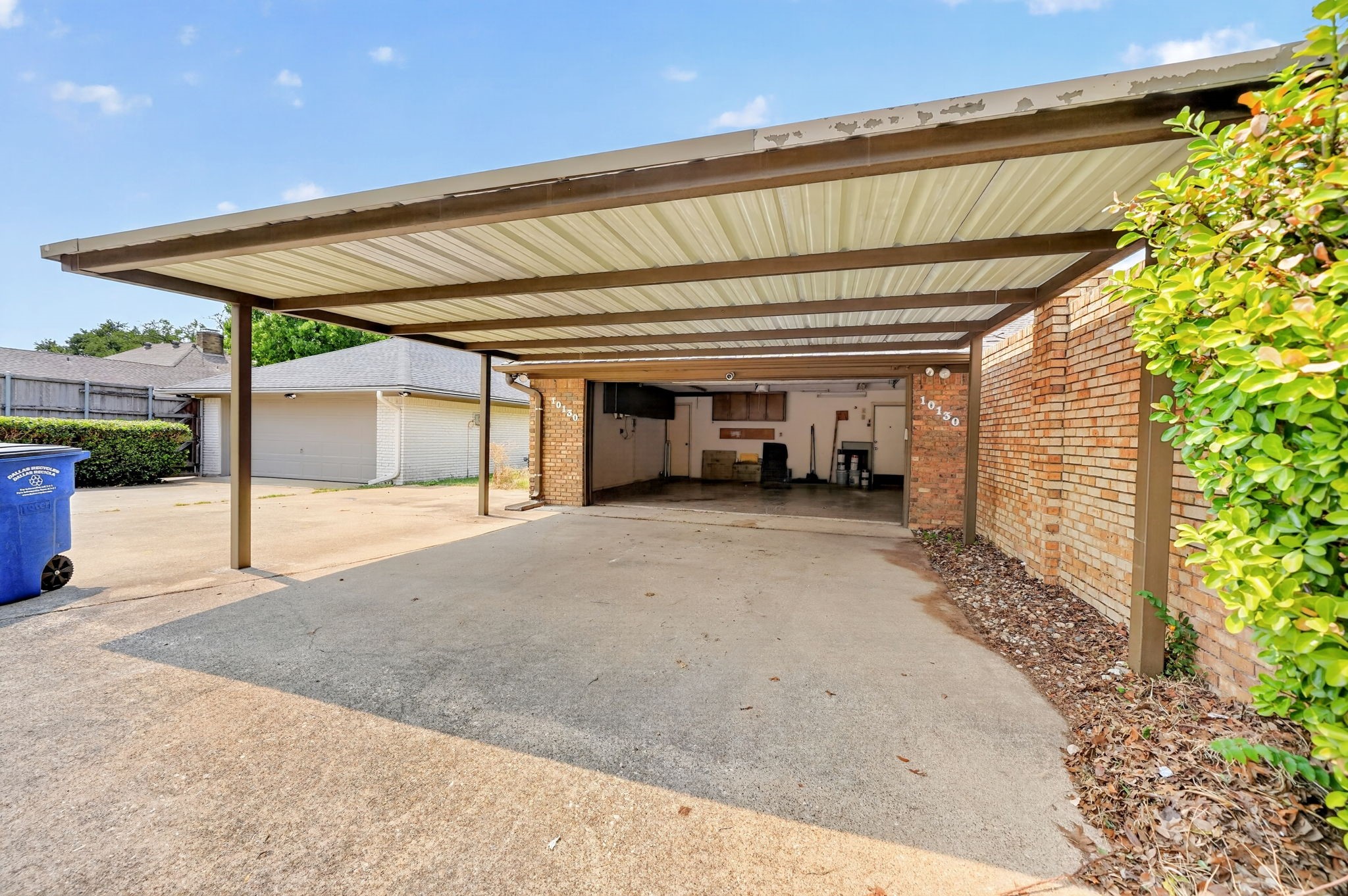 10130 Woodlake Drive