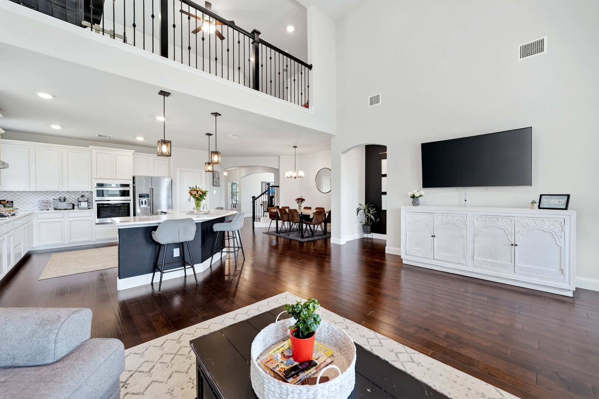 223 Red Oak Drive