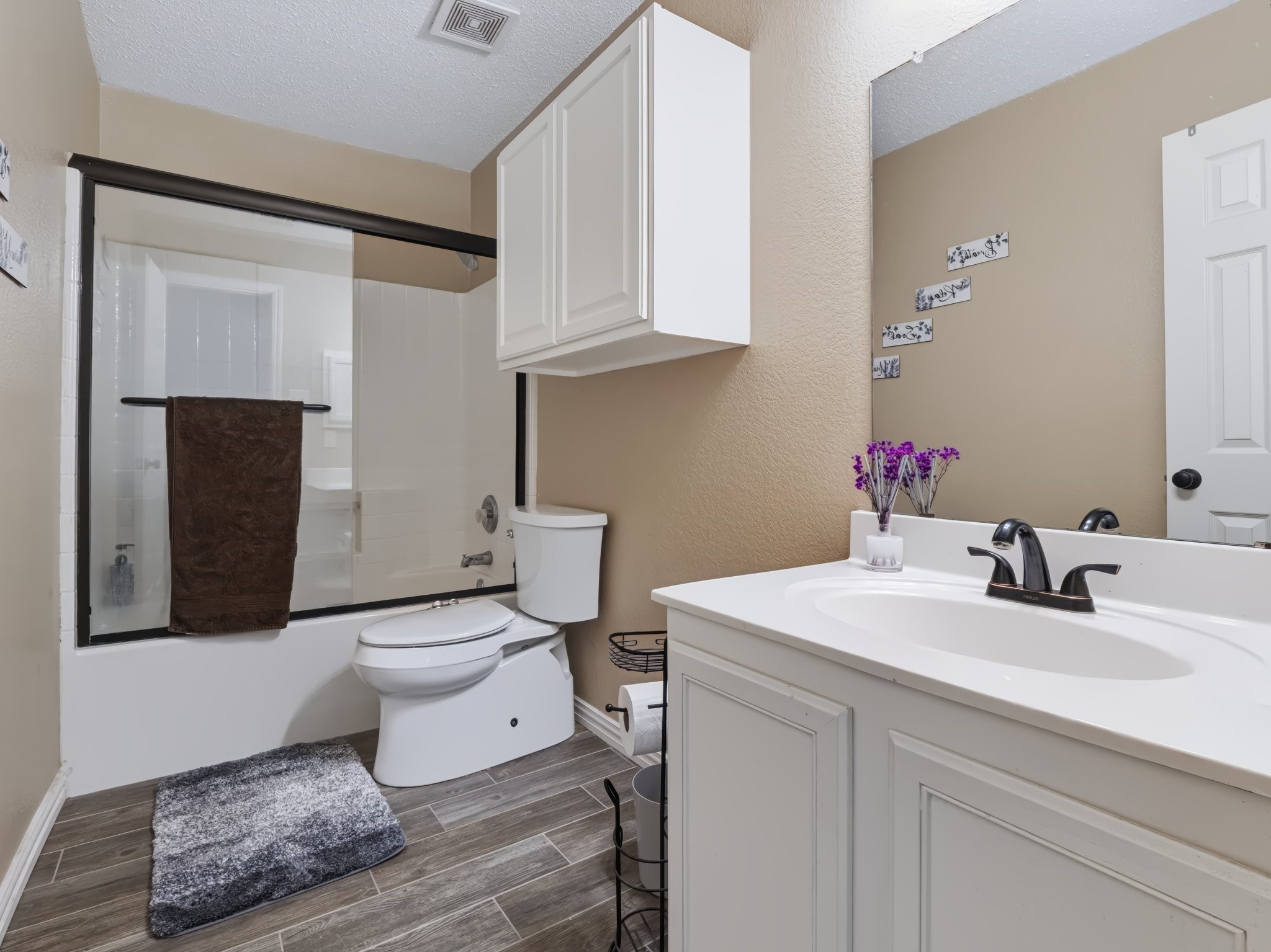 10518 Woodlands Trail