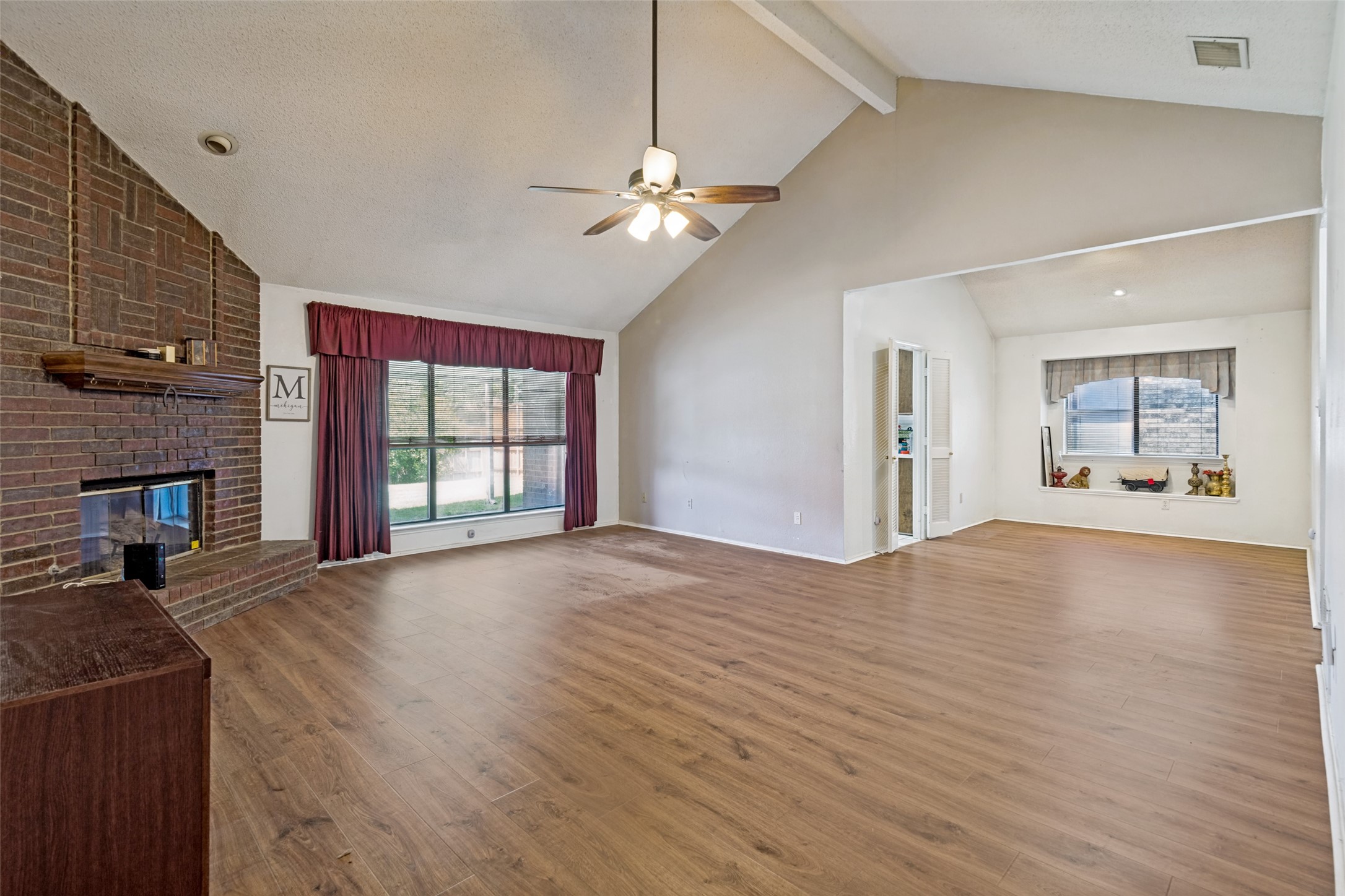 821 Creek Valley Road