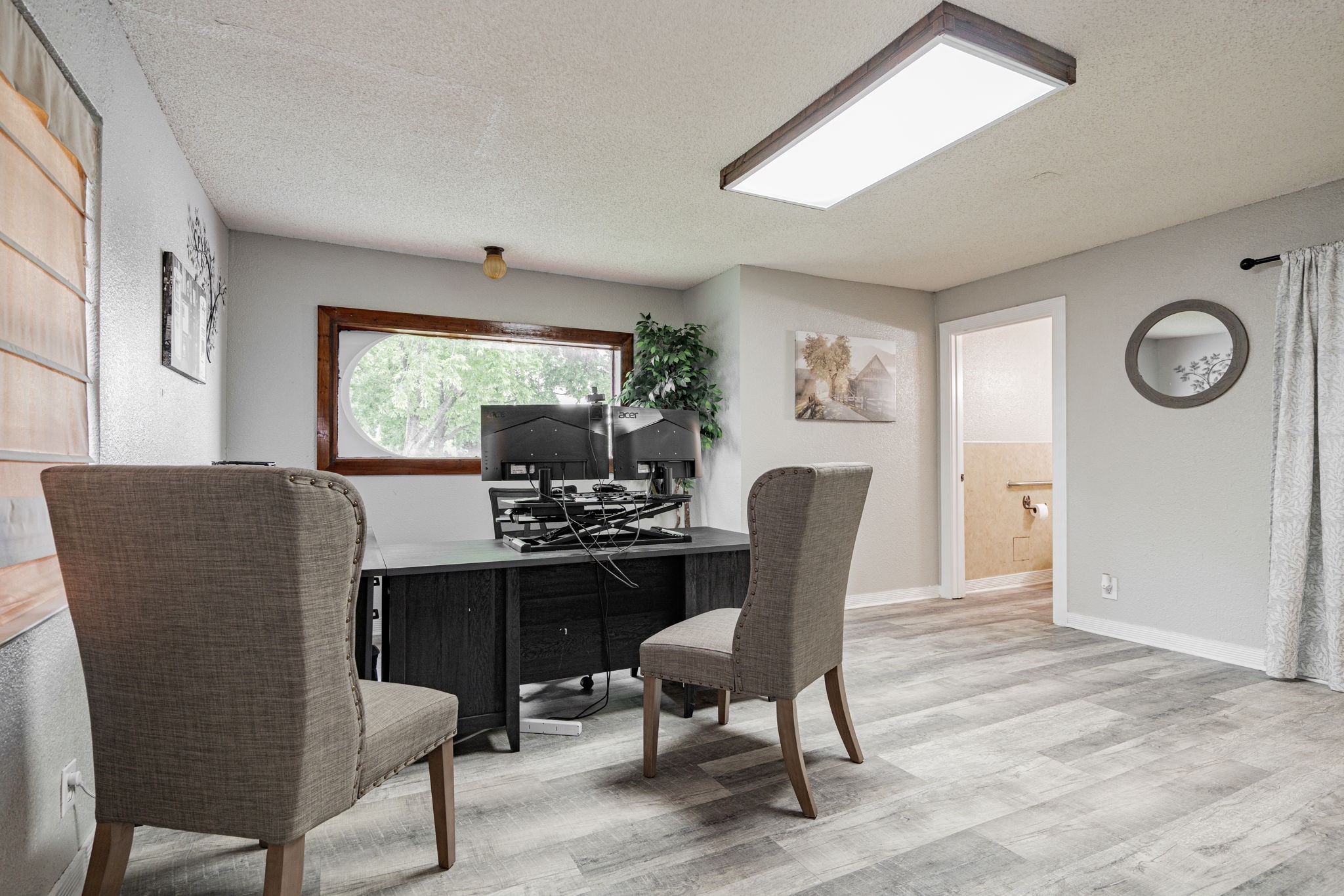 4037 N Goliad Street 101