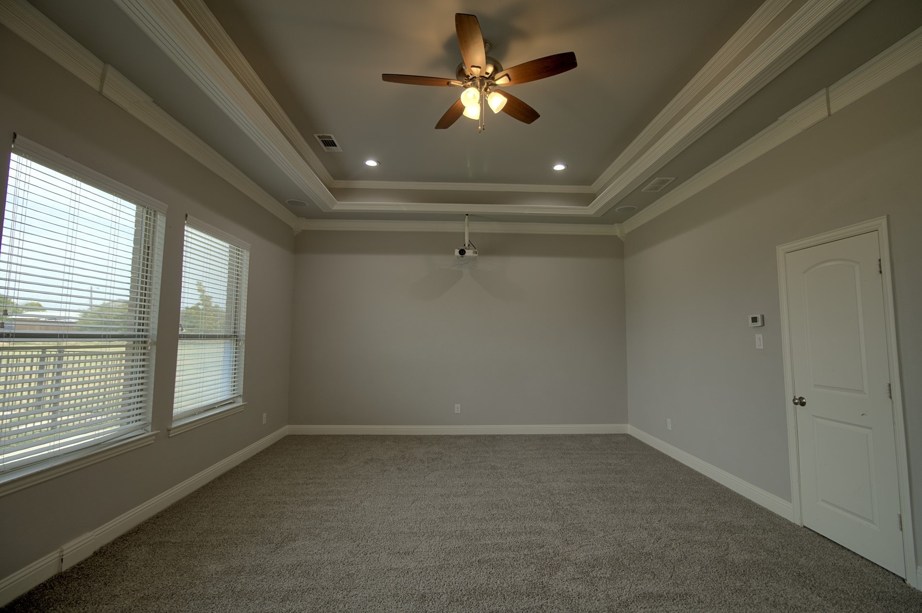 16661 Valley View