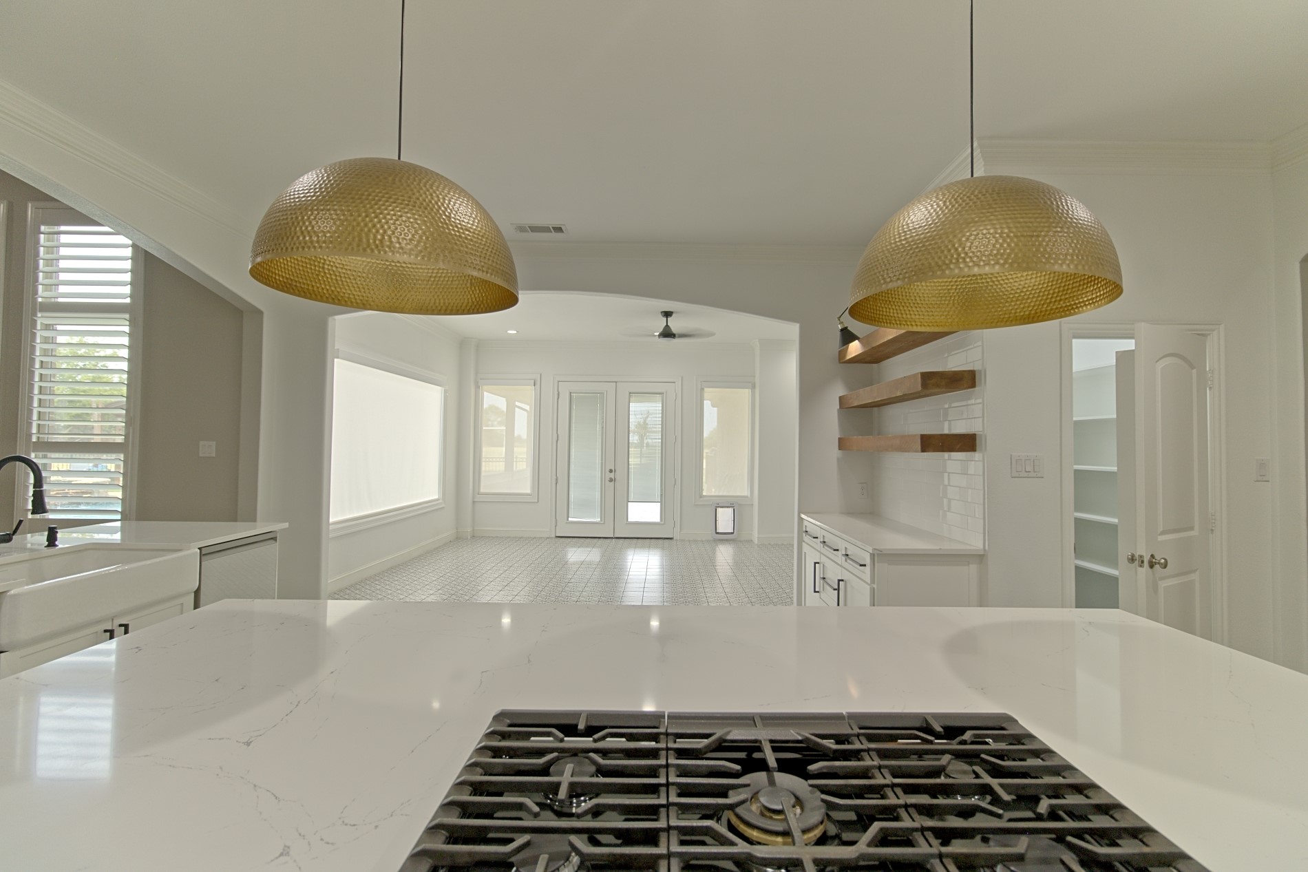 16661 Valley View