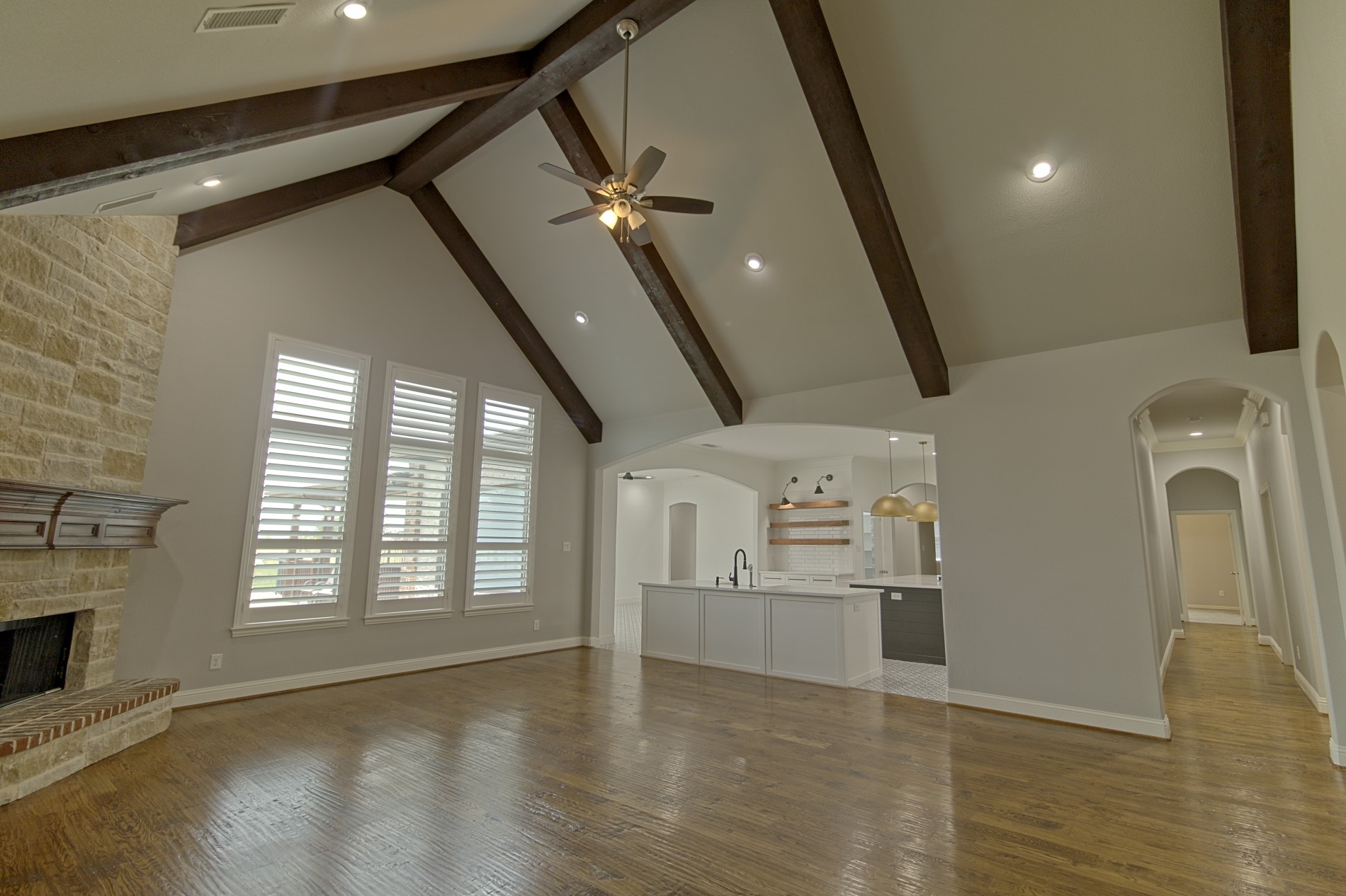 16661 Valley View