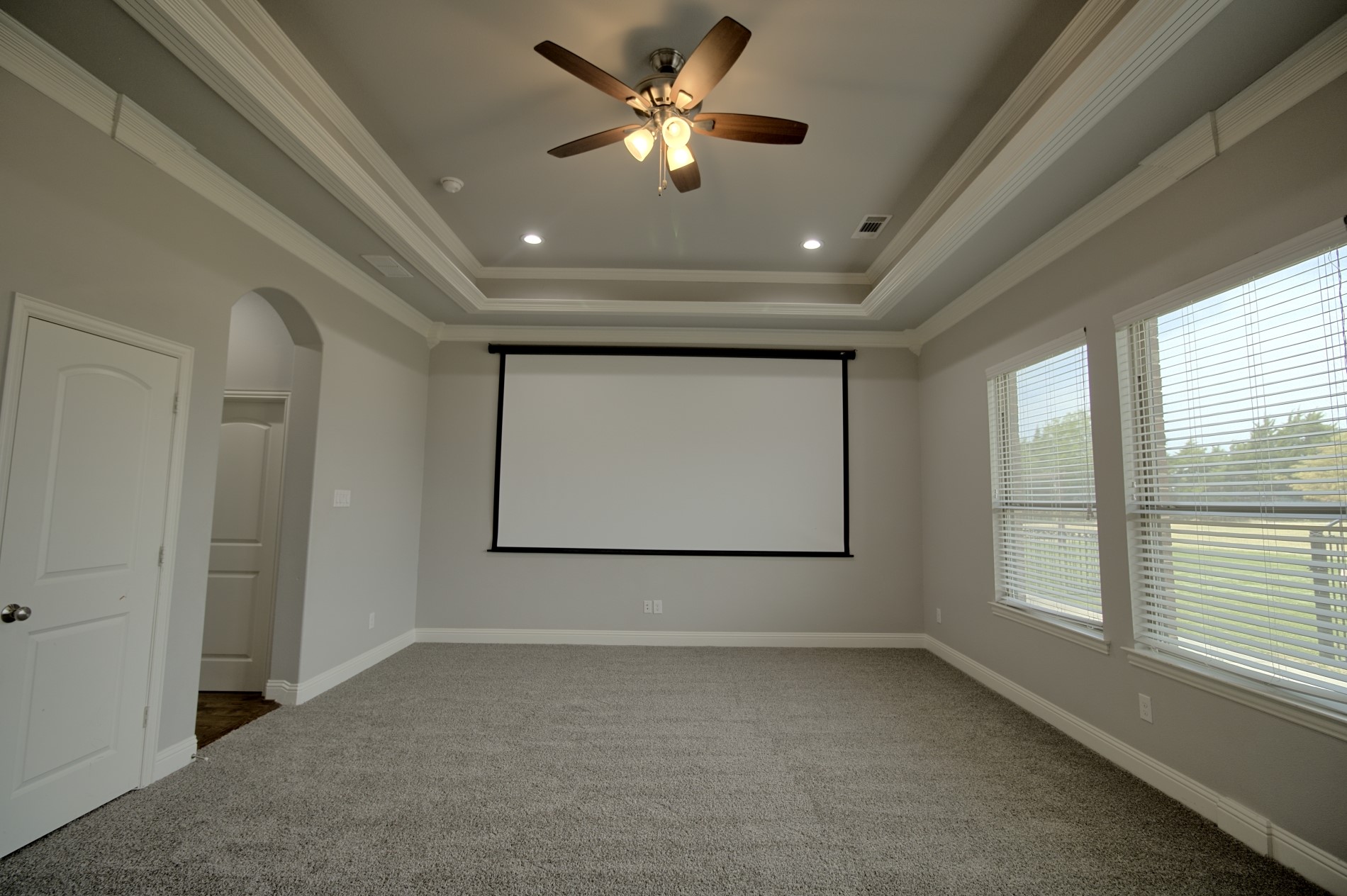 16661 Valley View