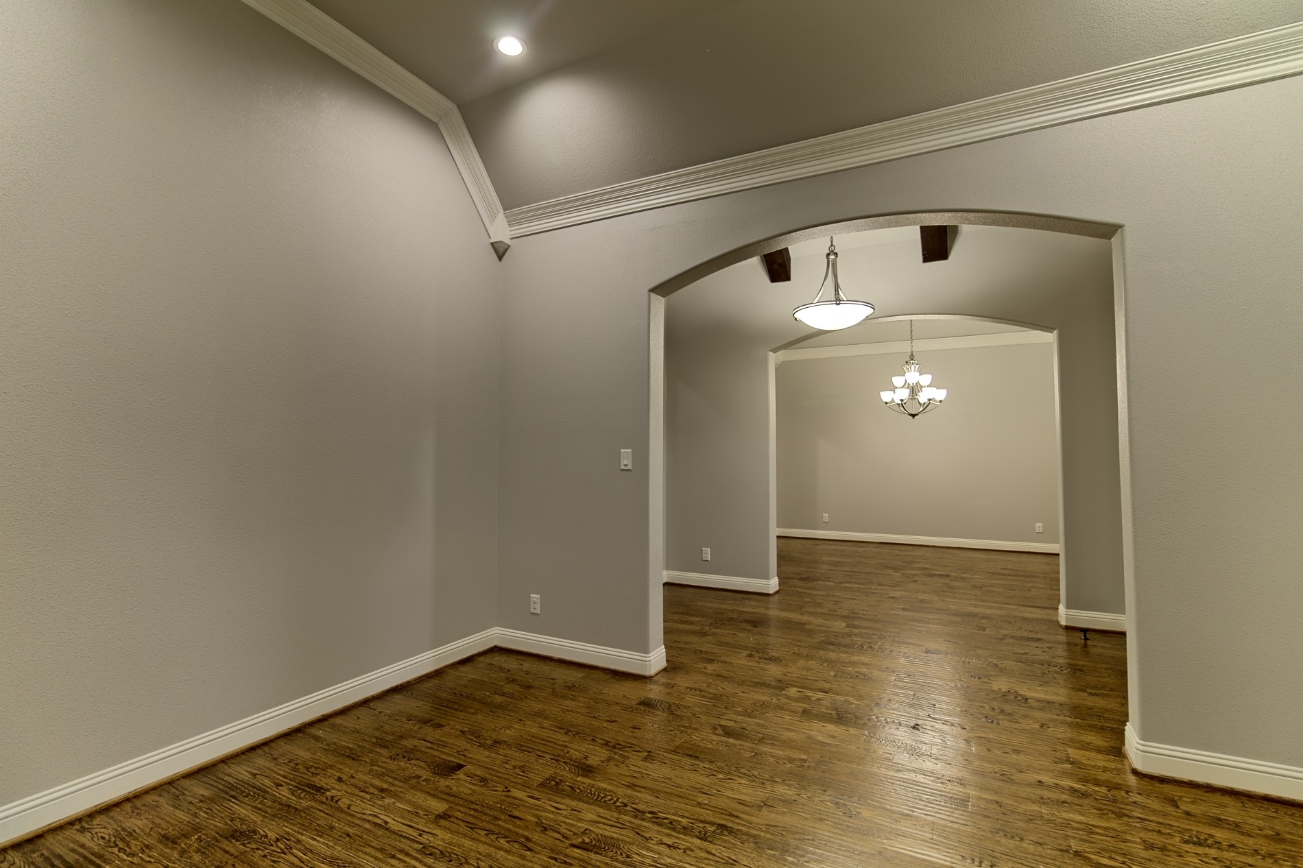 16661 Valley View