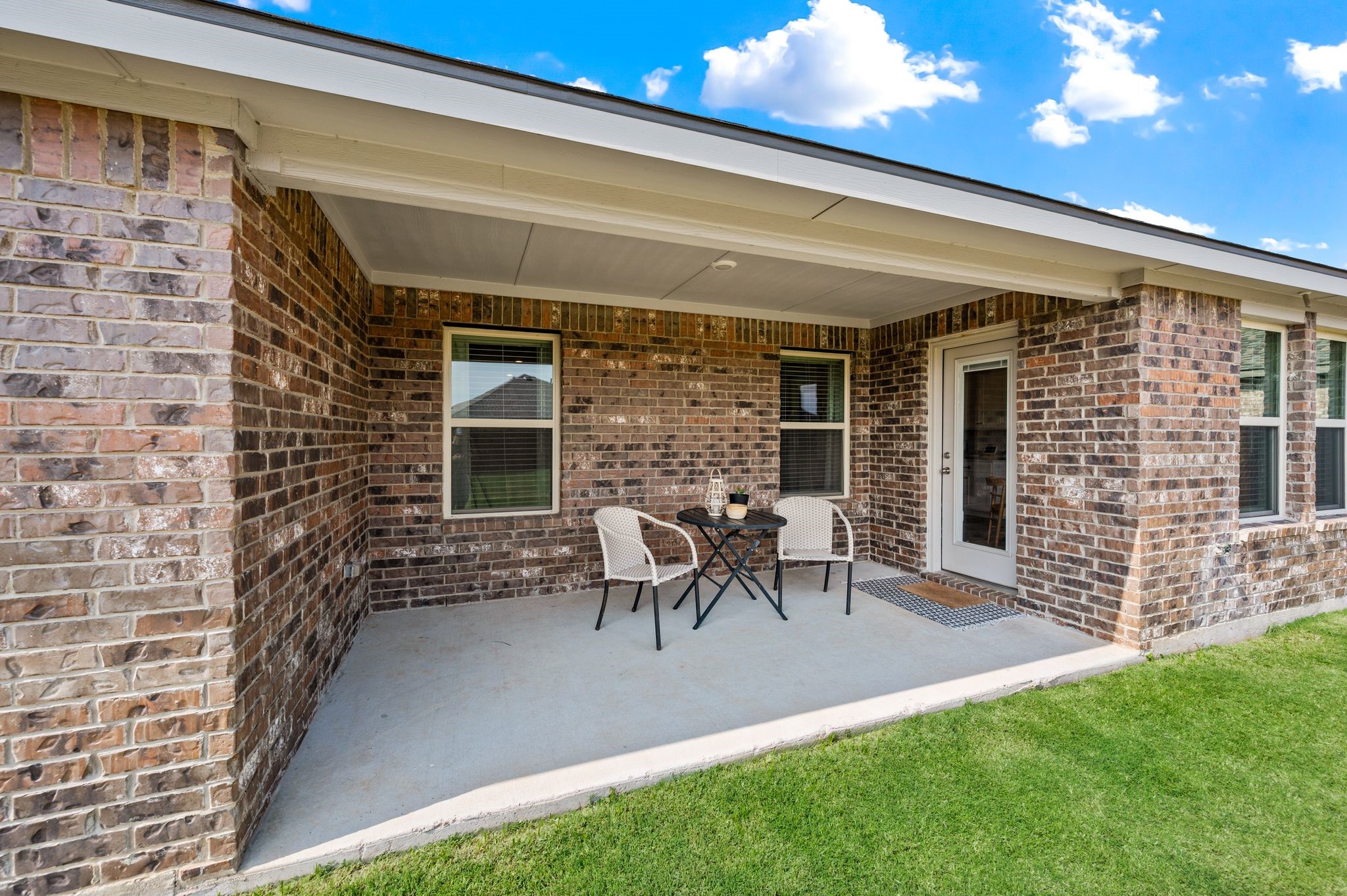 316 Duke Court