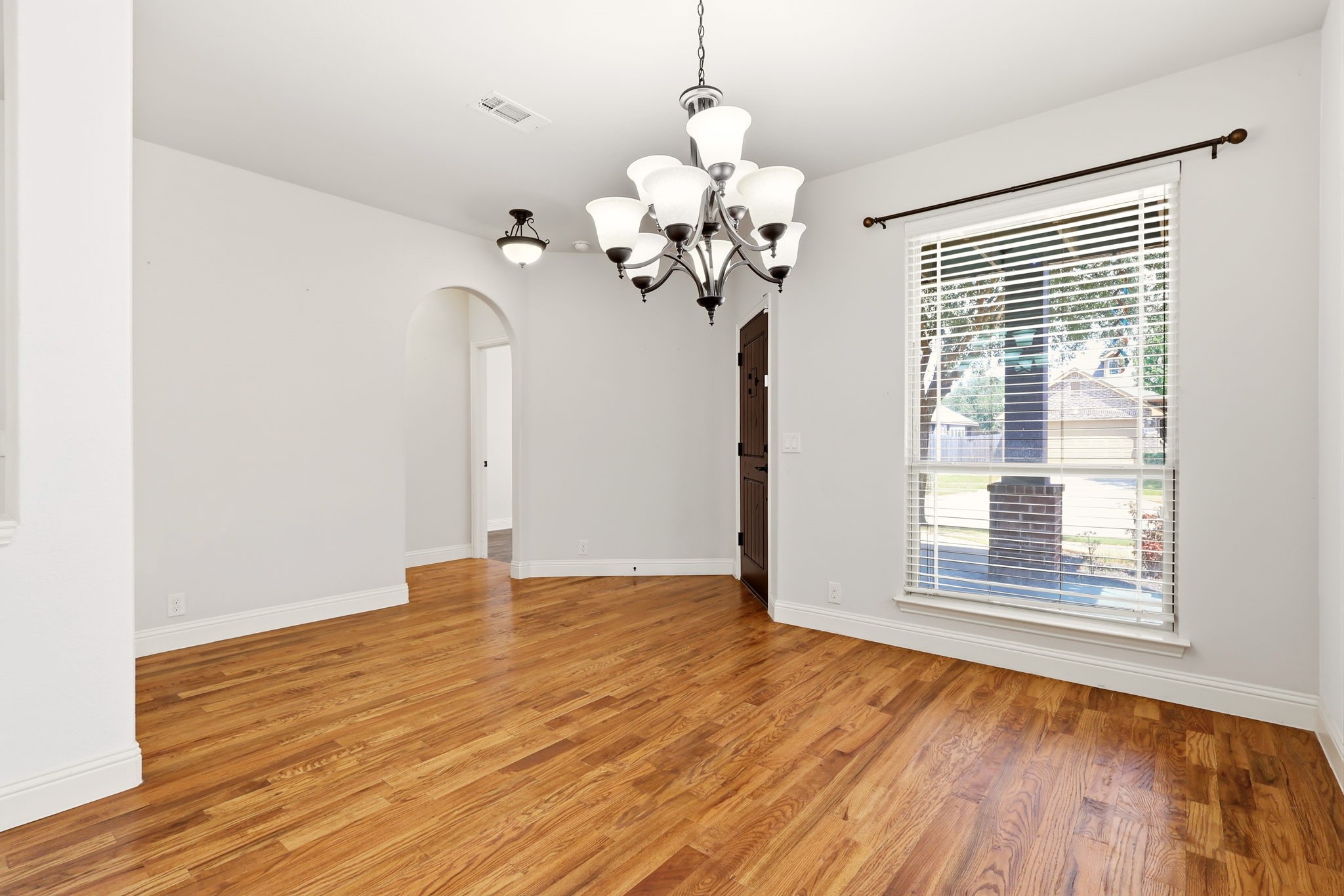 8308 Spitfire Trail
