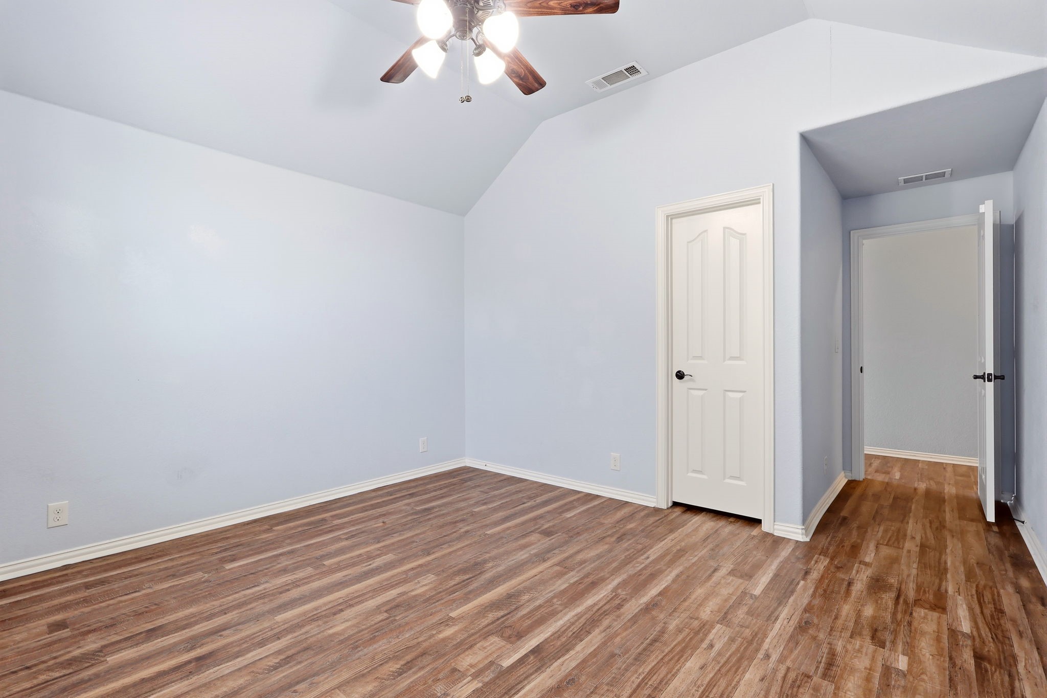 8308 Spitfire Trail