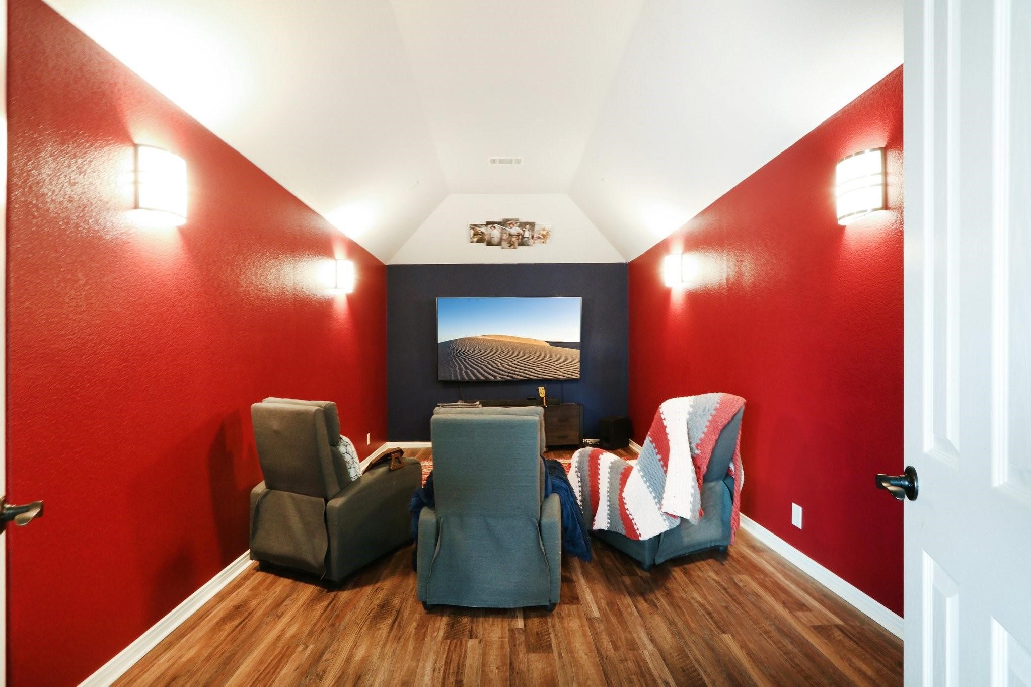 8308 Spitfire Trail