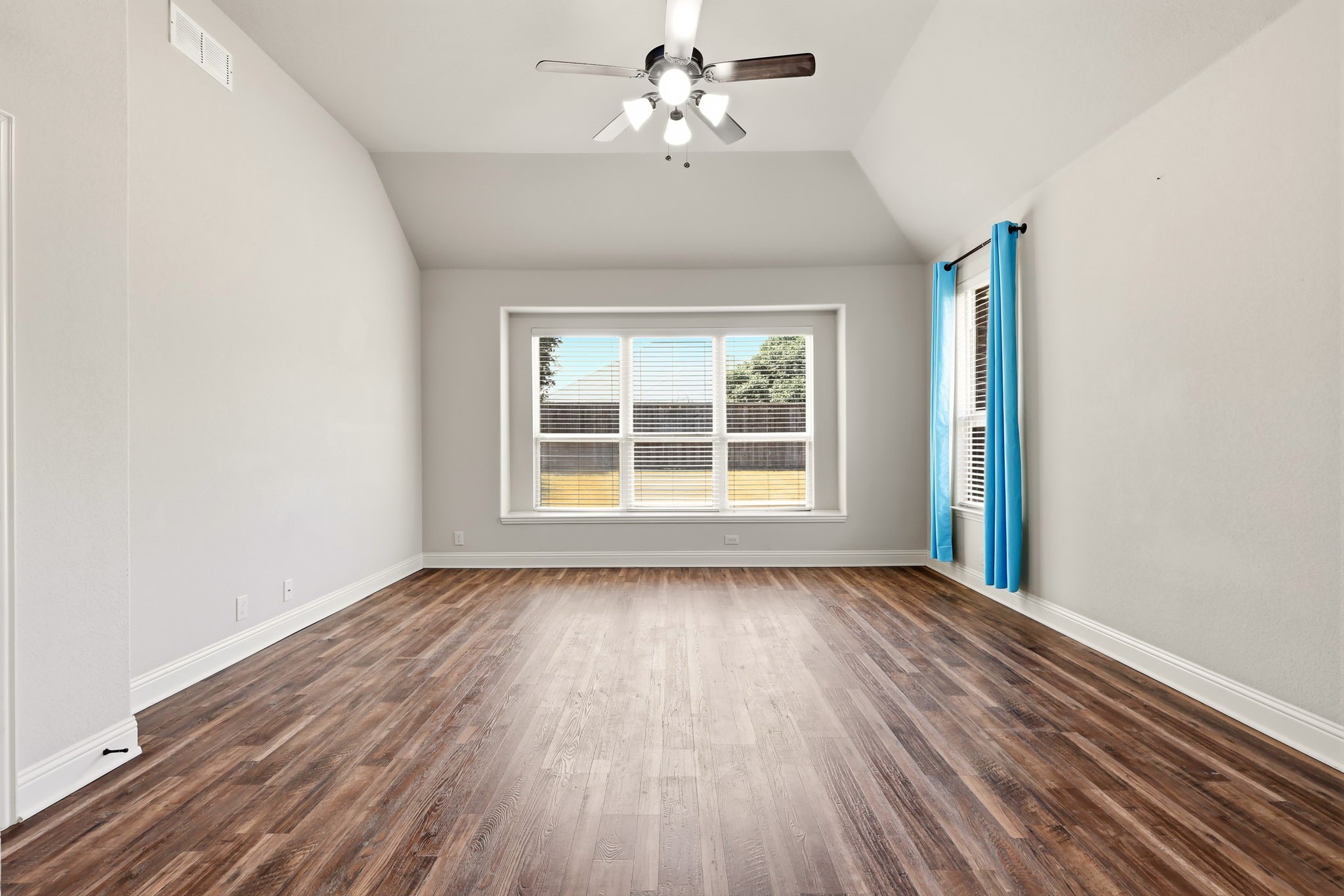8308 Spitfire Trail