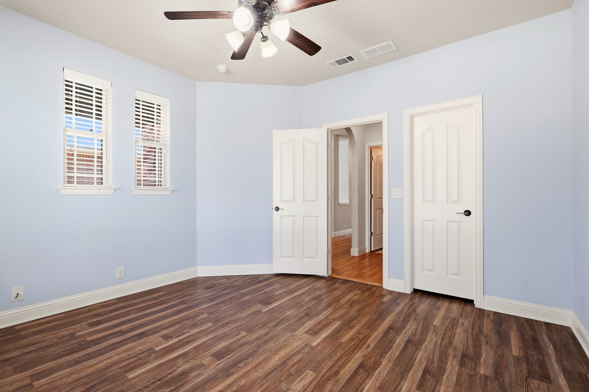 8308 Spitfire Trail