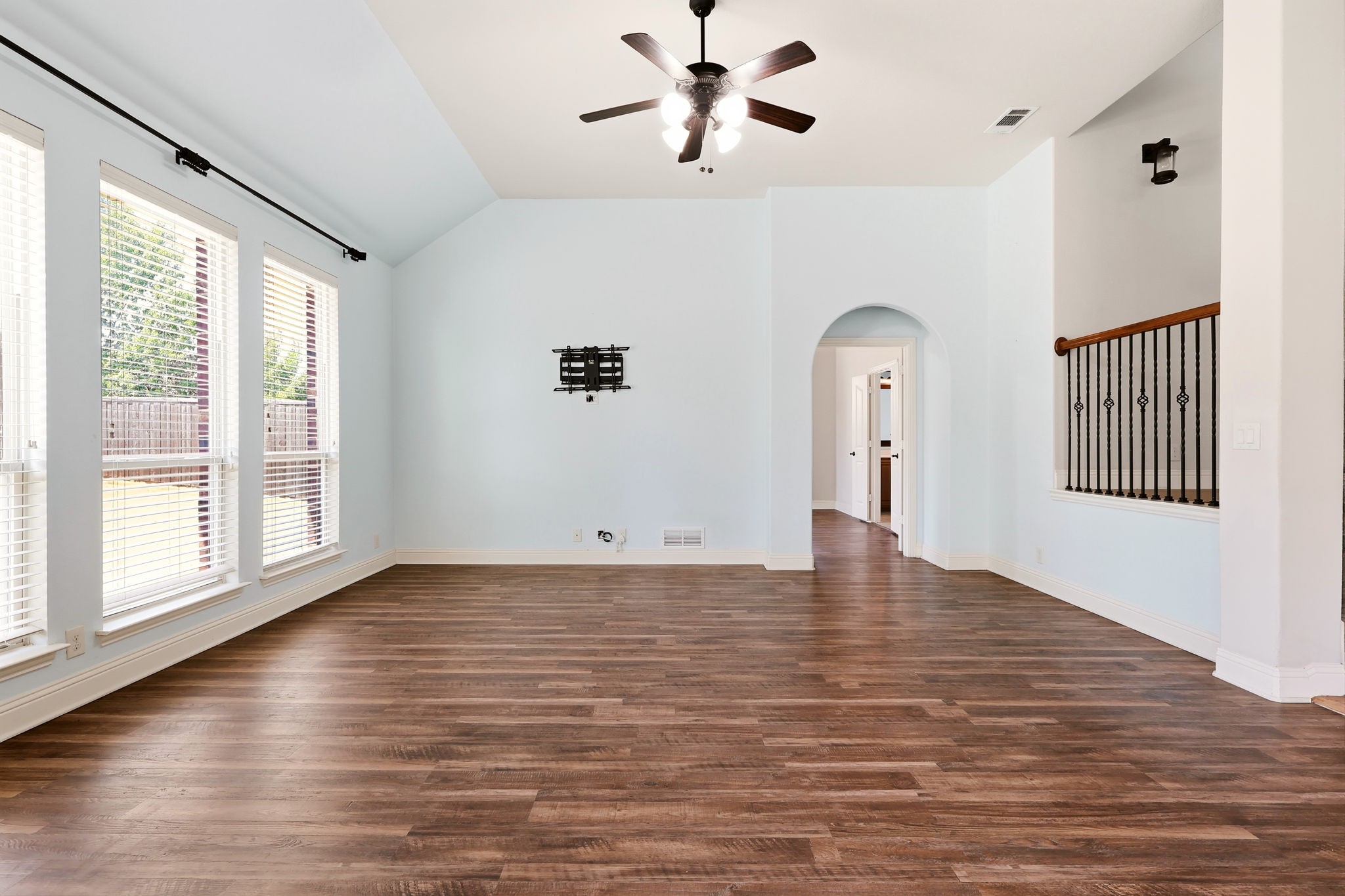8308 Spitfire Trail